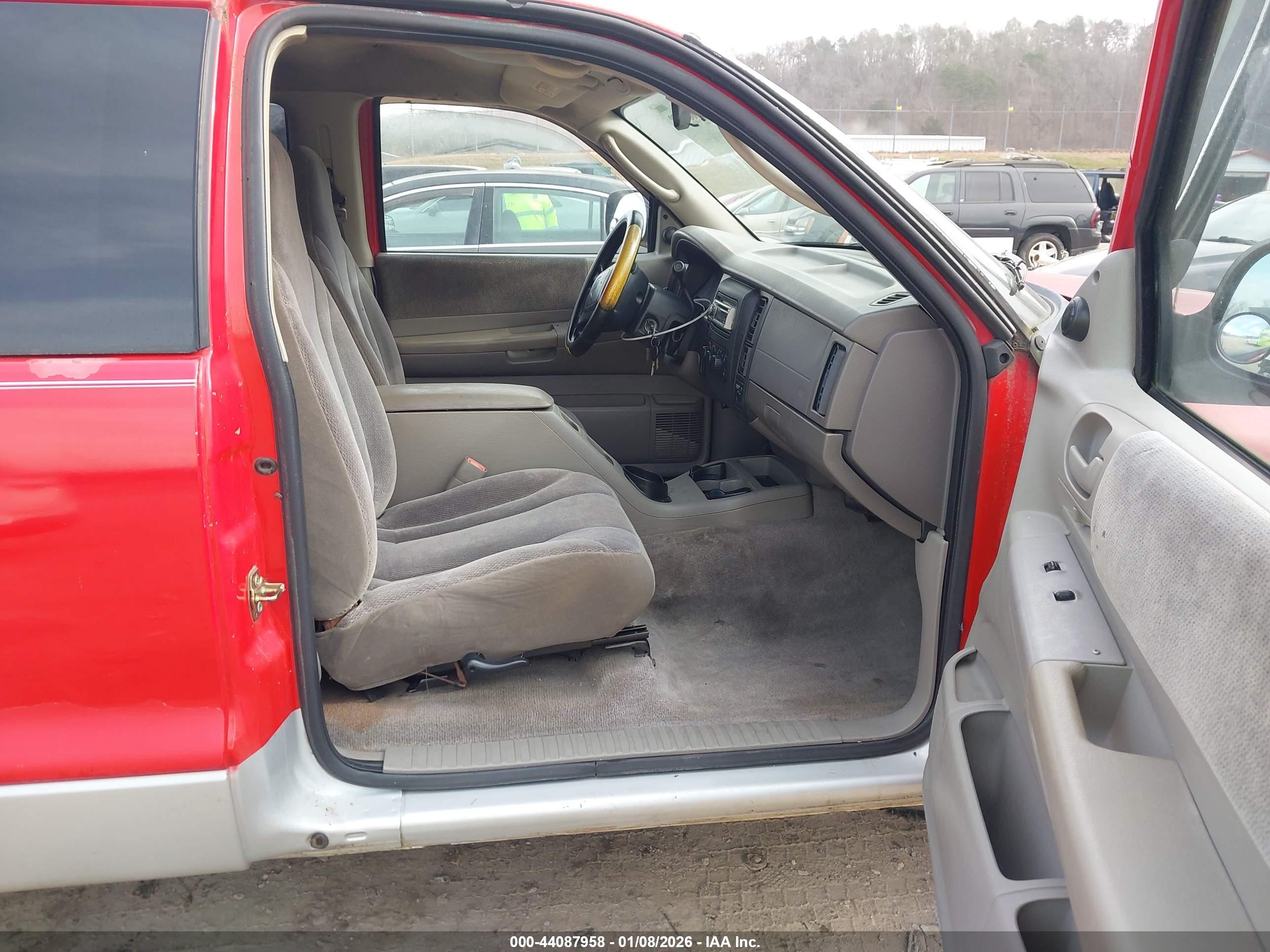 DODGE DAKOTA image 5