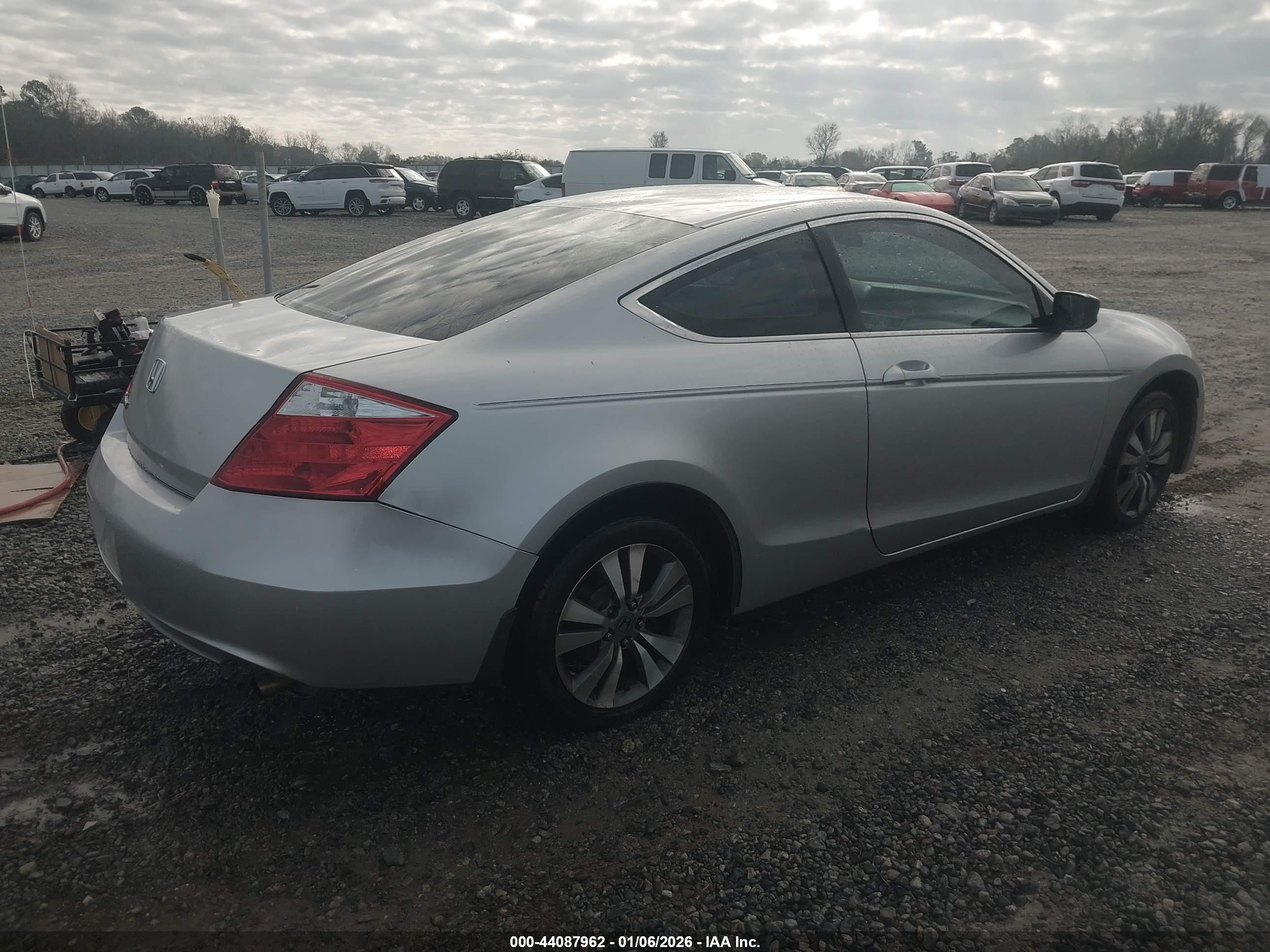 HONDA ACCORD image 4