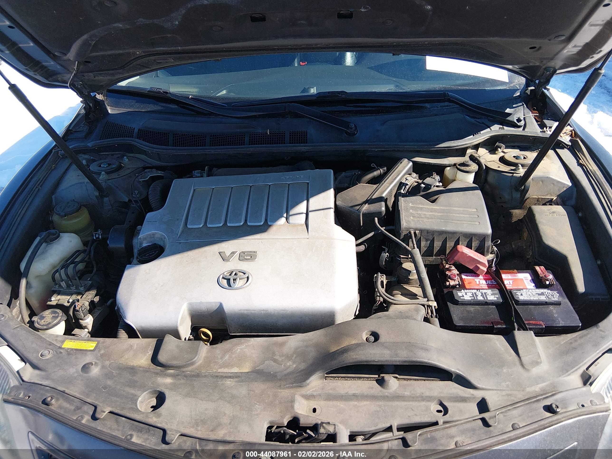 TOYOTA CAMRY image 10