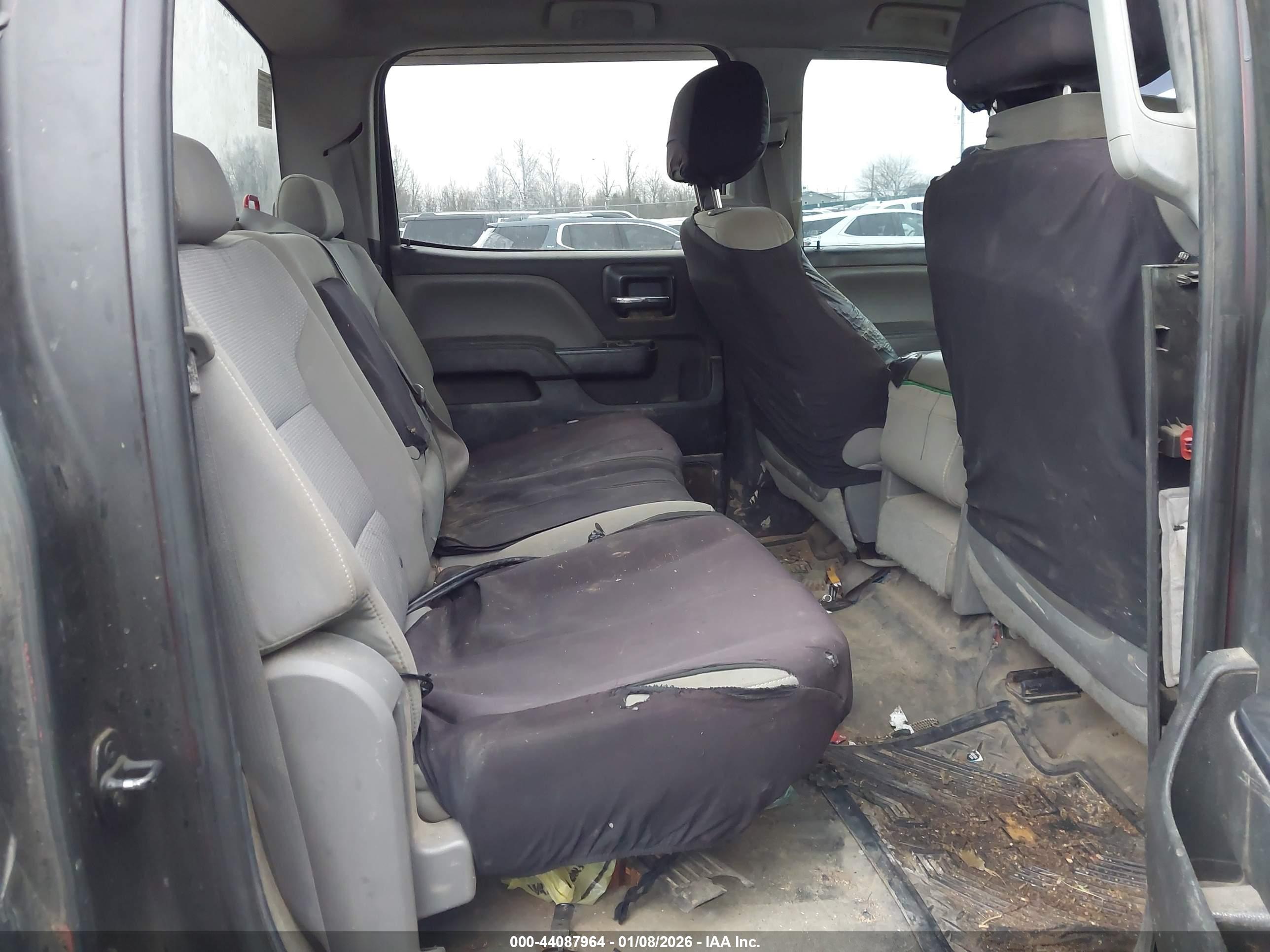 CHEVROLET SILVERADO image 8
