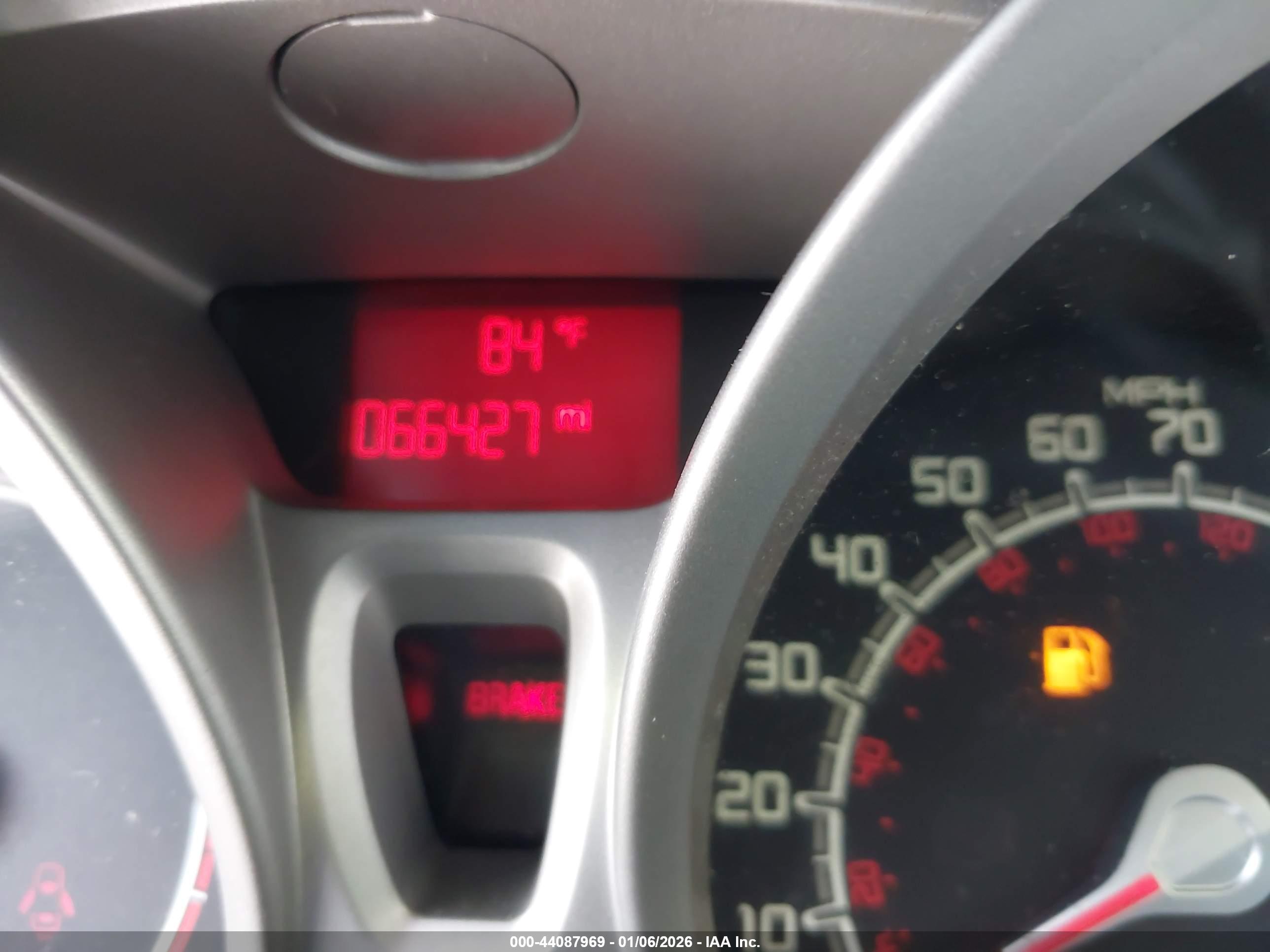FORD FIESTA image 7