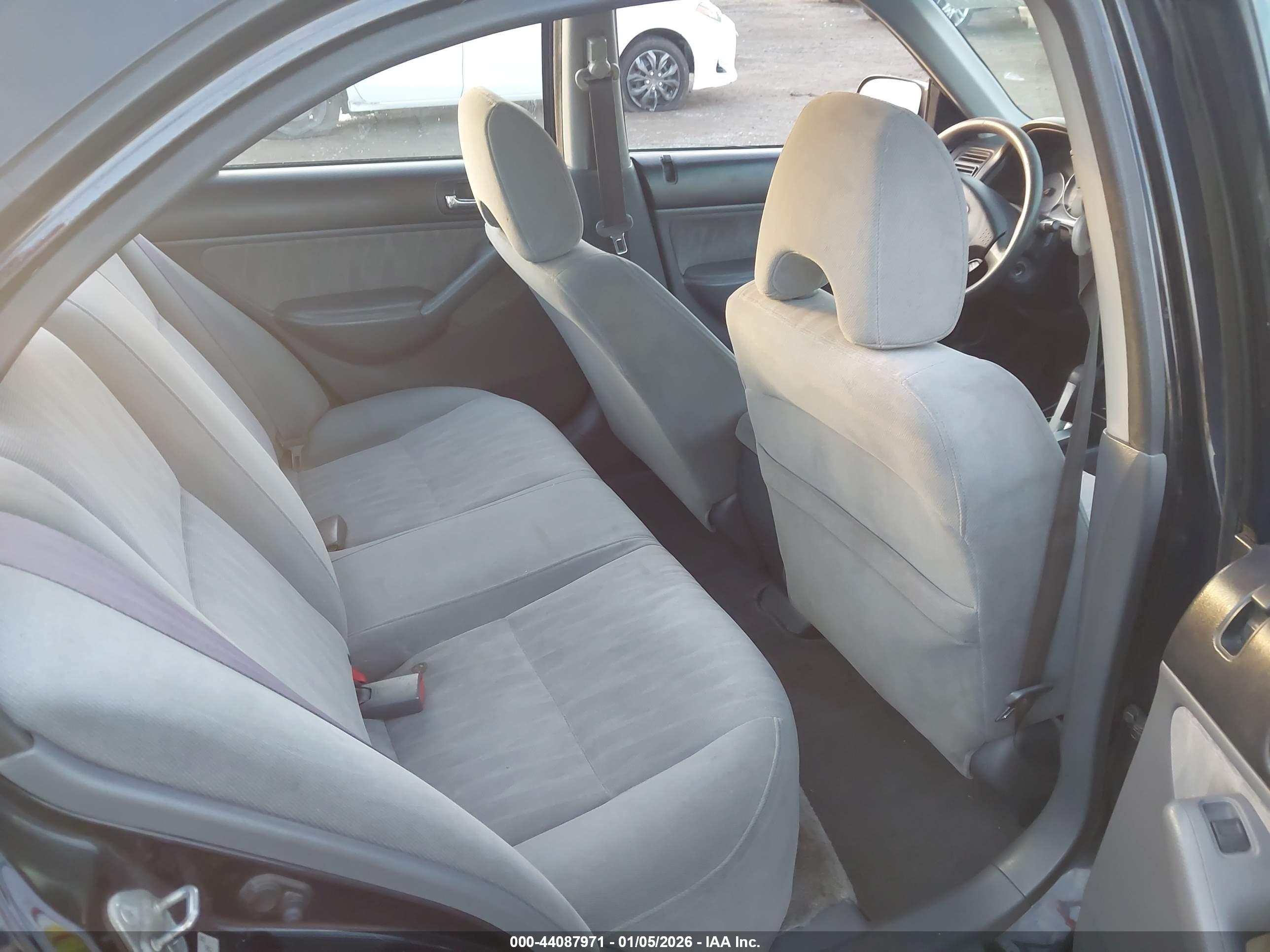 HONDA CIVIC image 8