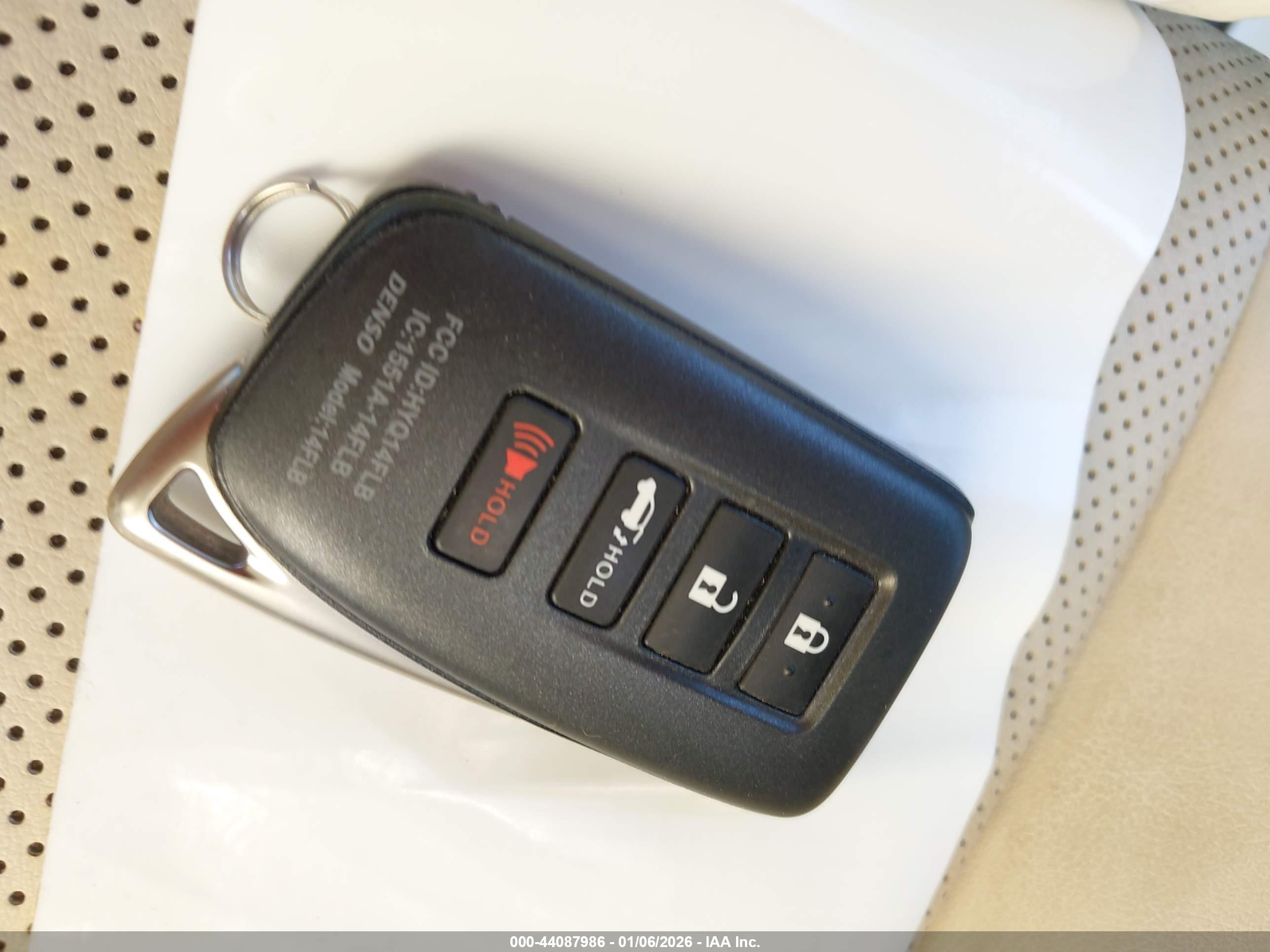 LEXUS RX image 11