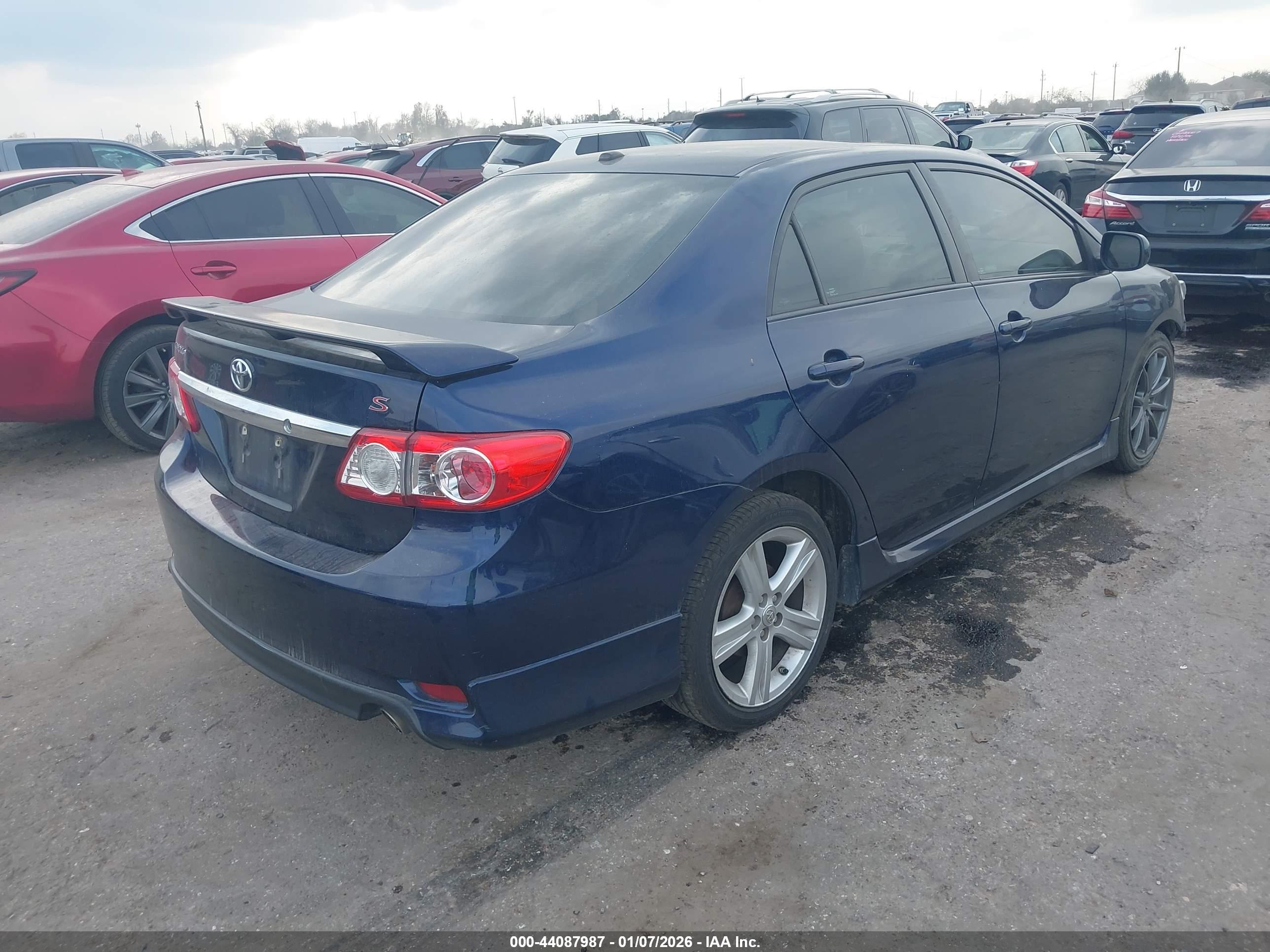 TOYOTA COROLLA image 4