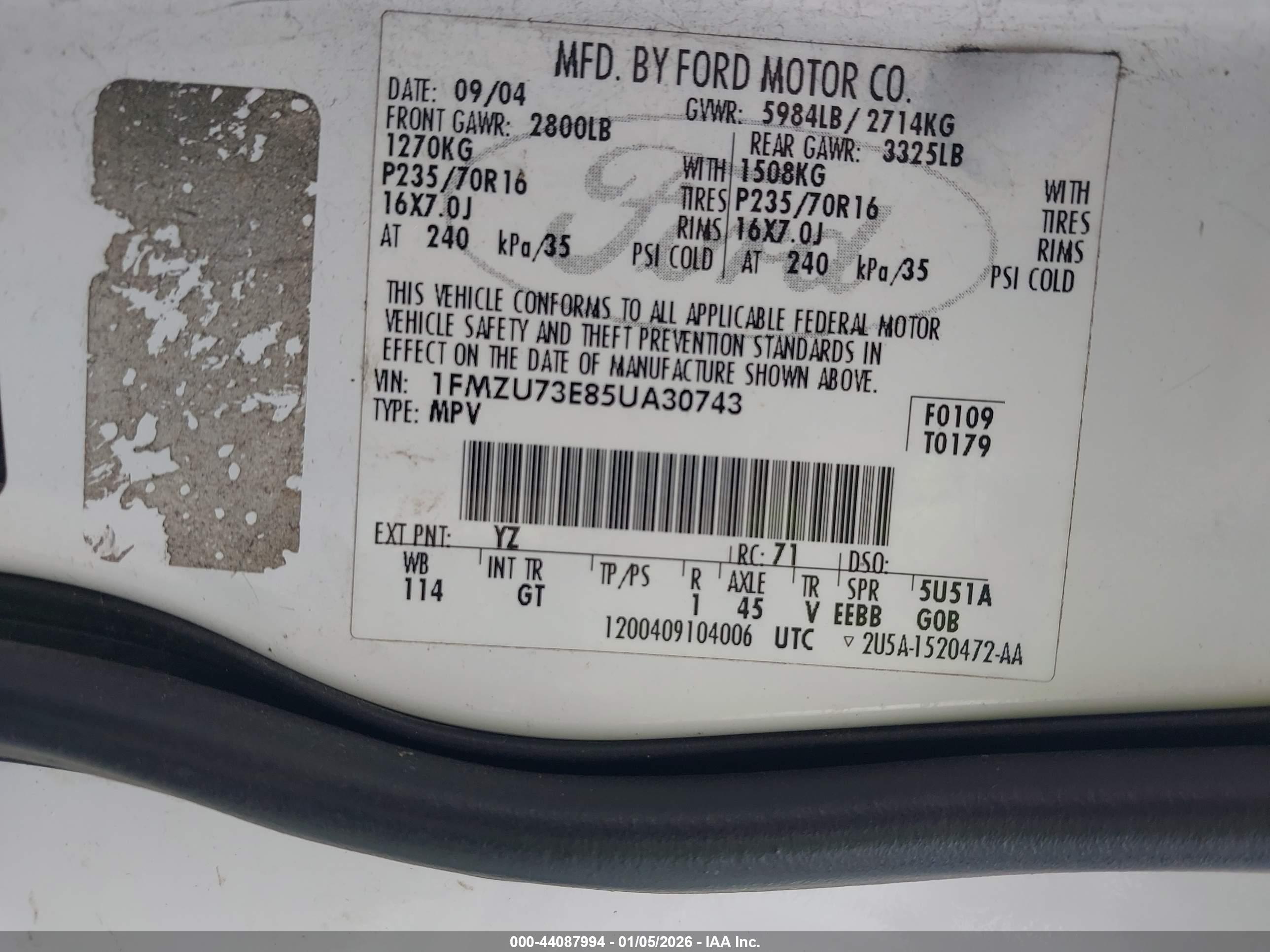 FORD EXPLORER image 9
