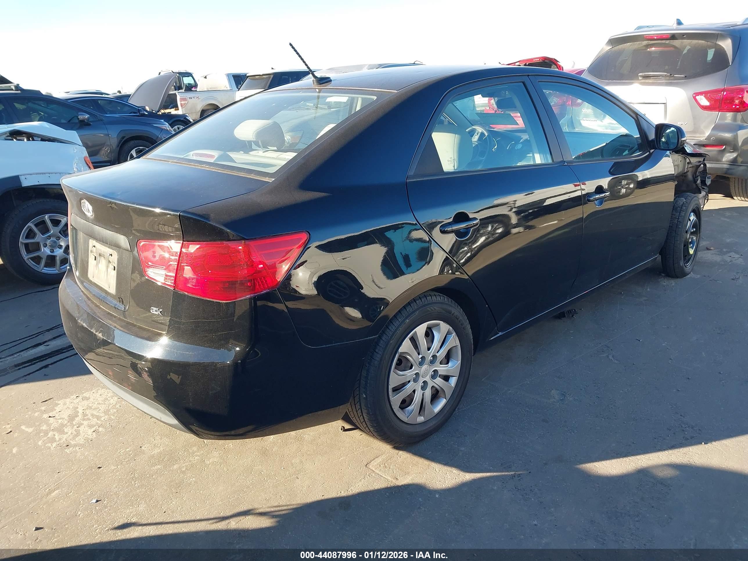 KIA FORTE image 4