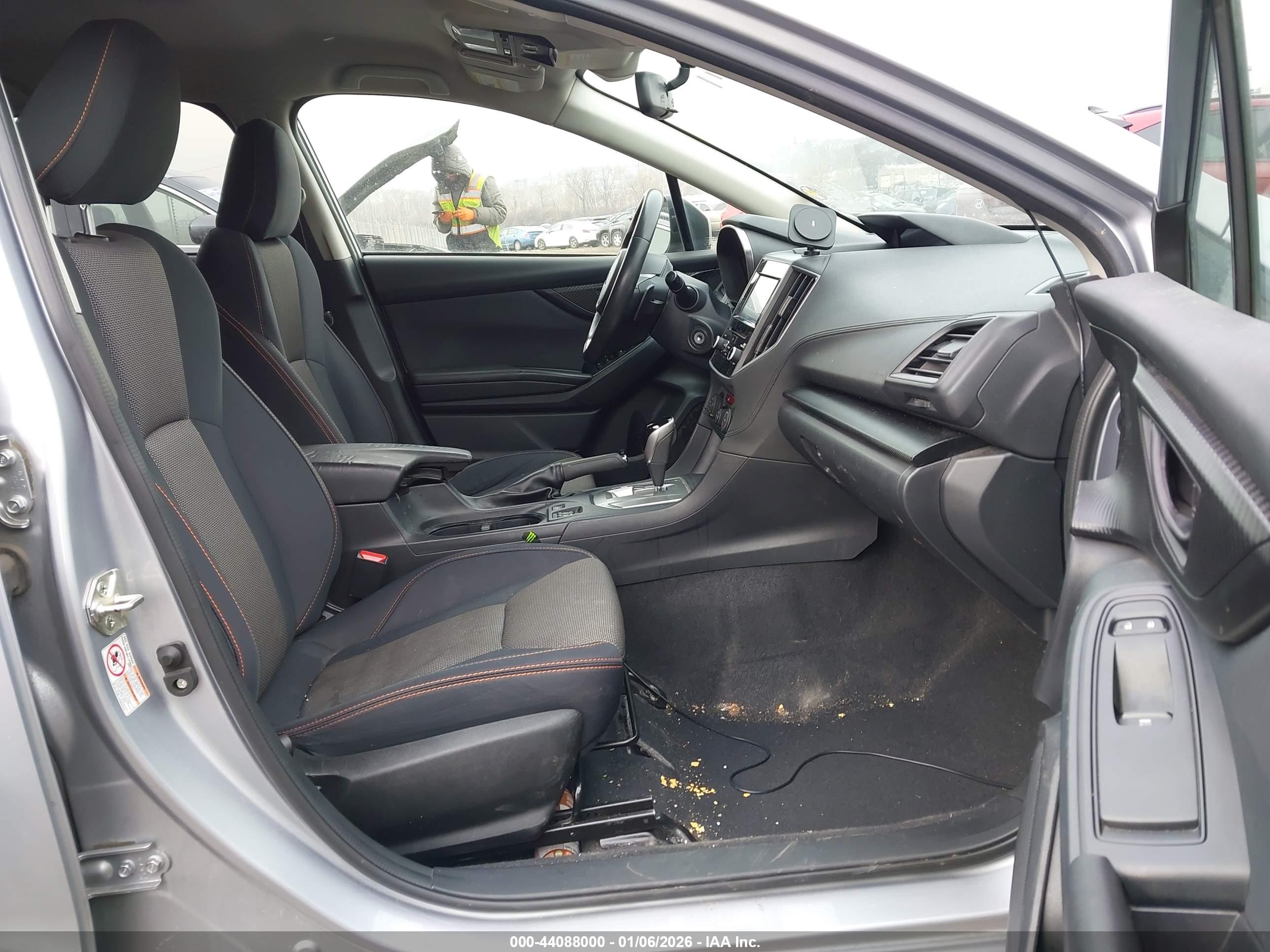 SUBARU CROSSTREK image 5