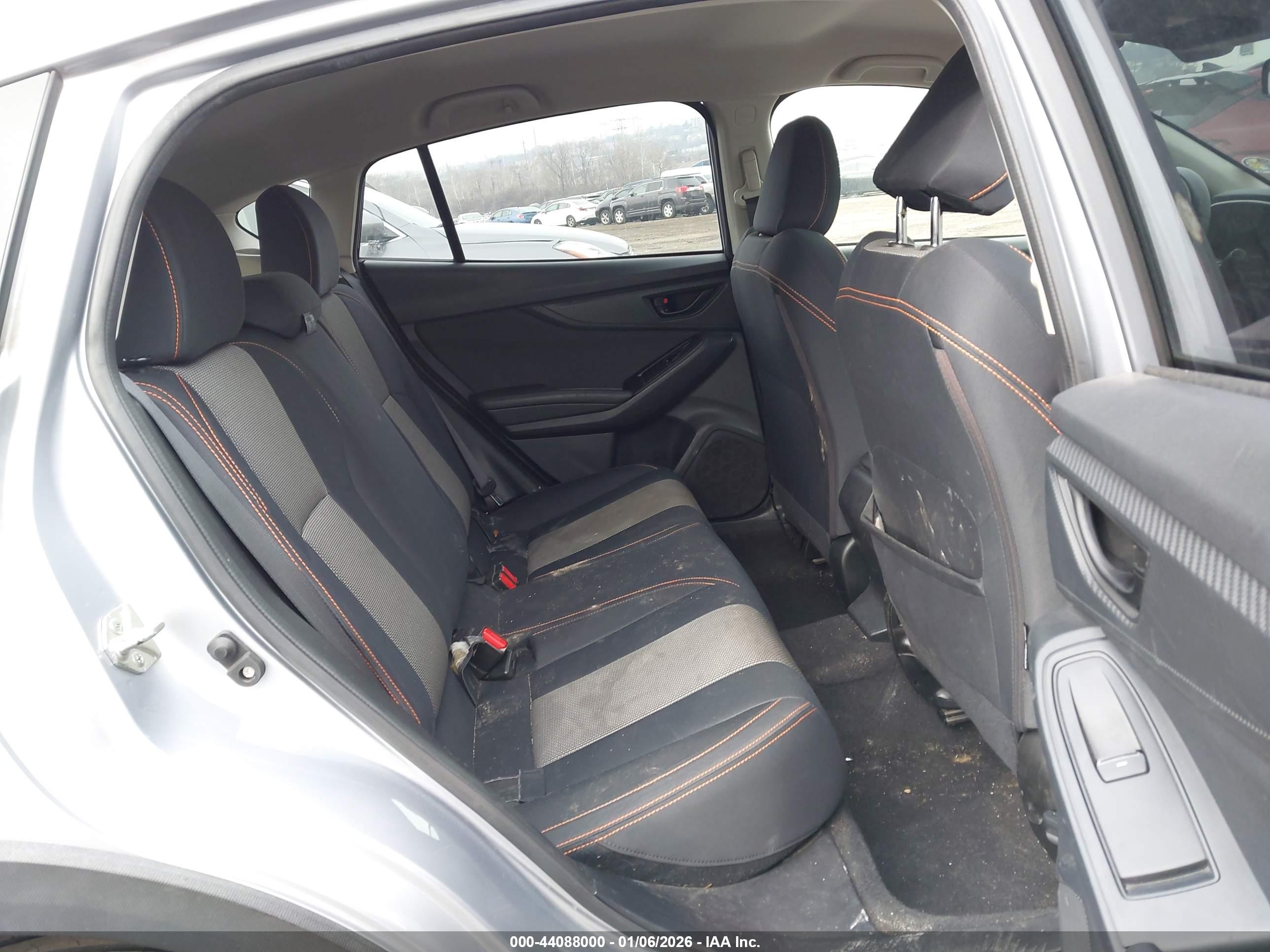 SUBARU CROSSTREK image 8