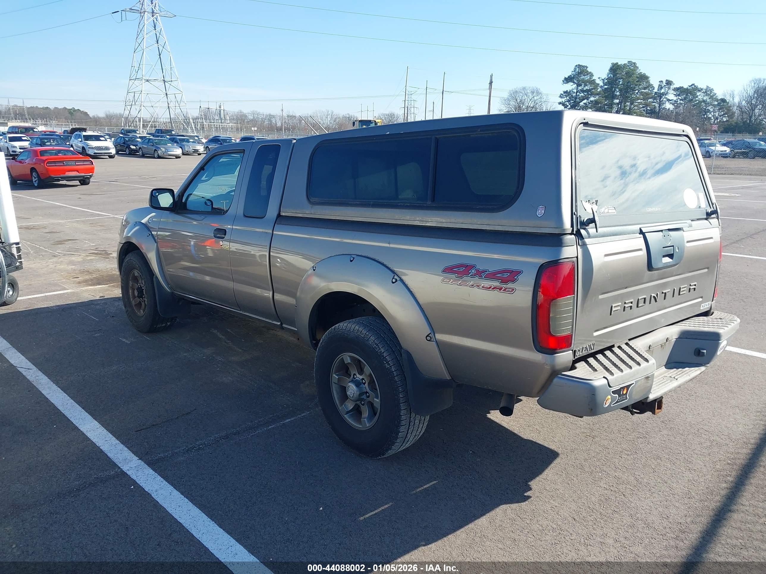 NISSAN FRONTIER image 3