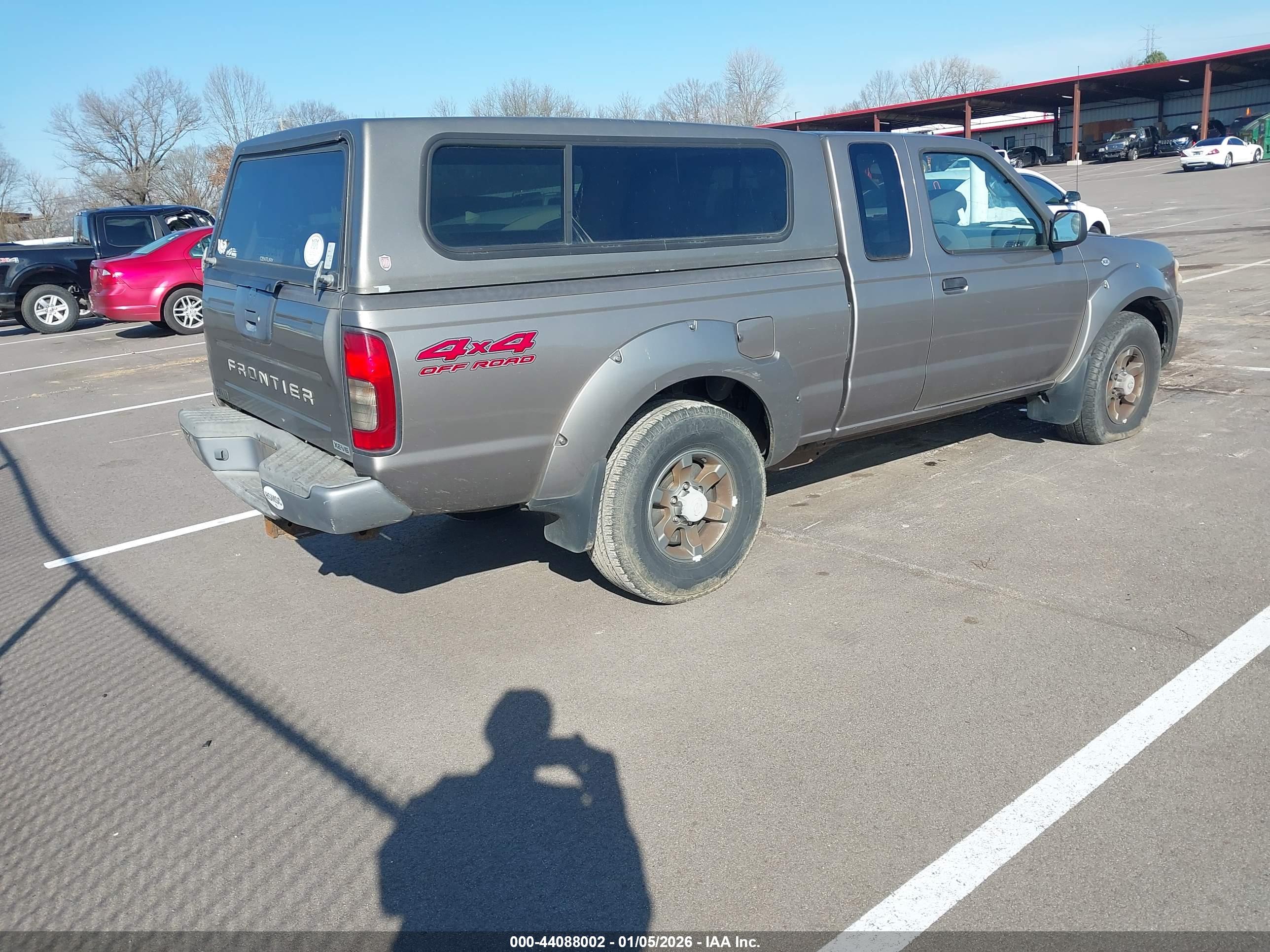 NISSAN FRONTIER image 4