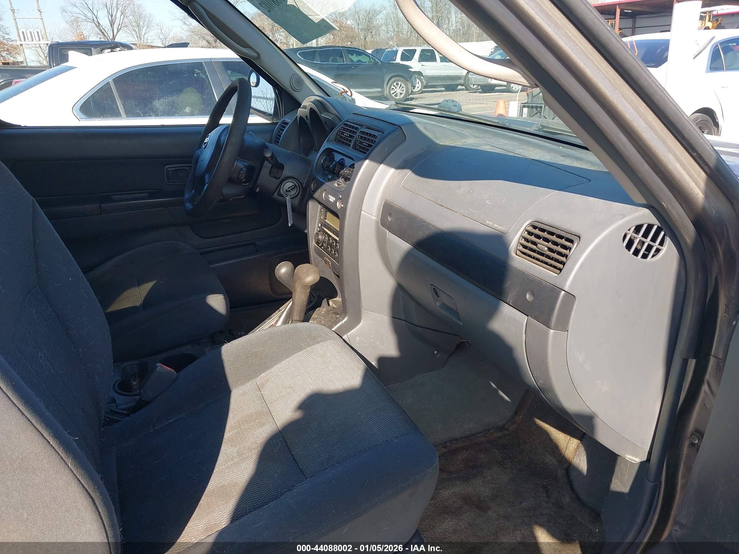 NISSAN FRONTIER image 5