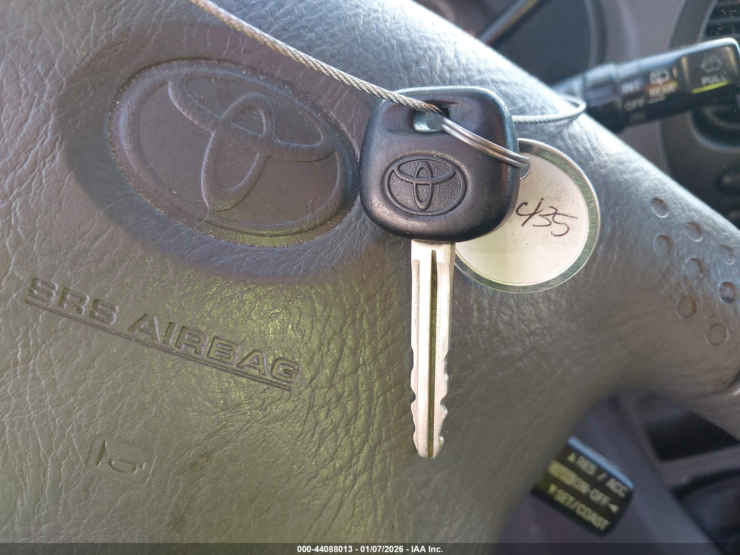 TOYOTA SEQUOIA image 11