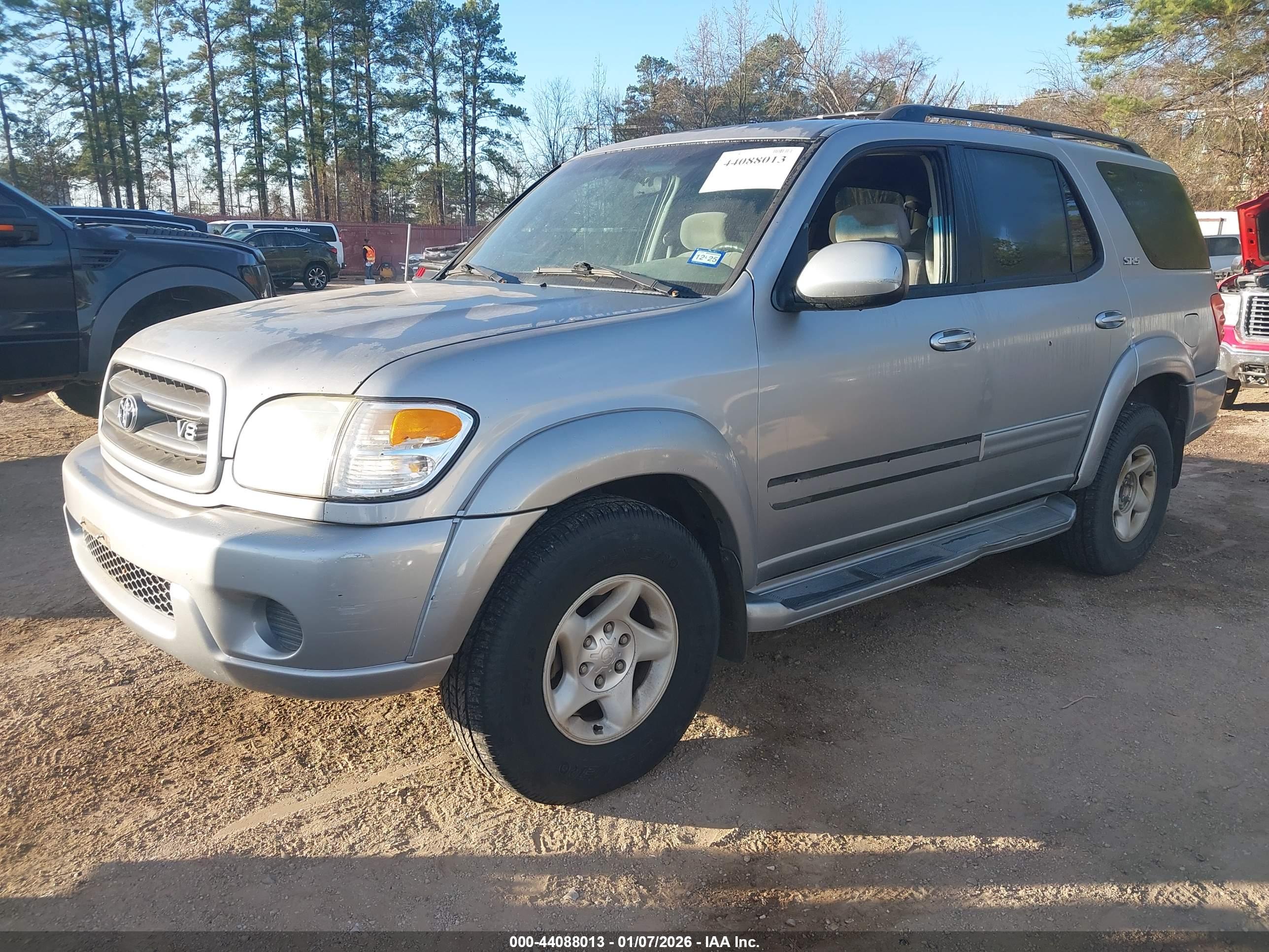 TOYOTA SEQUOIA image 2