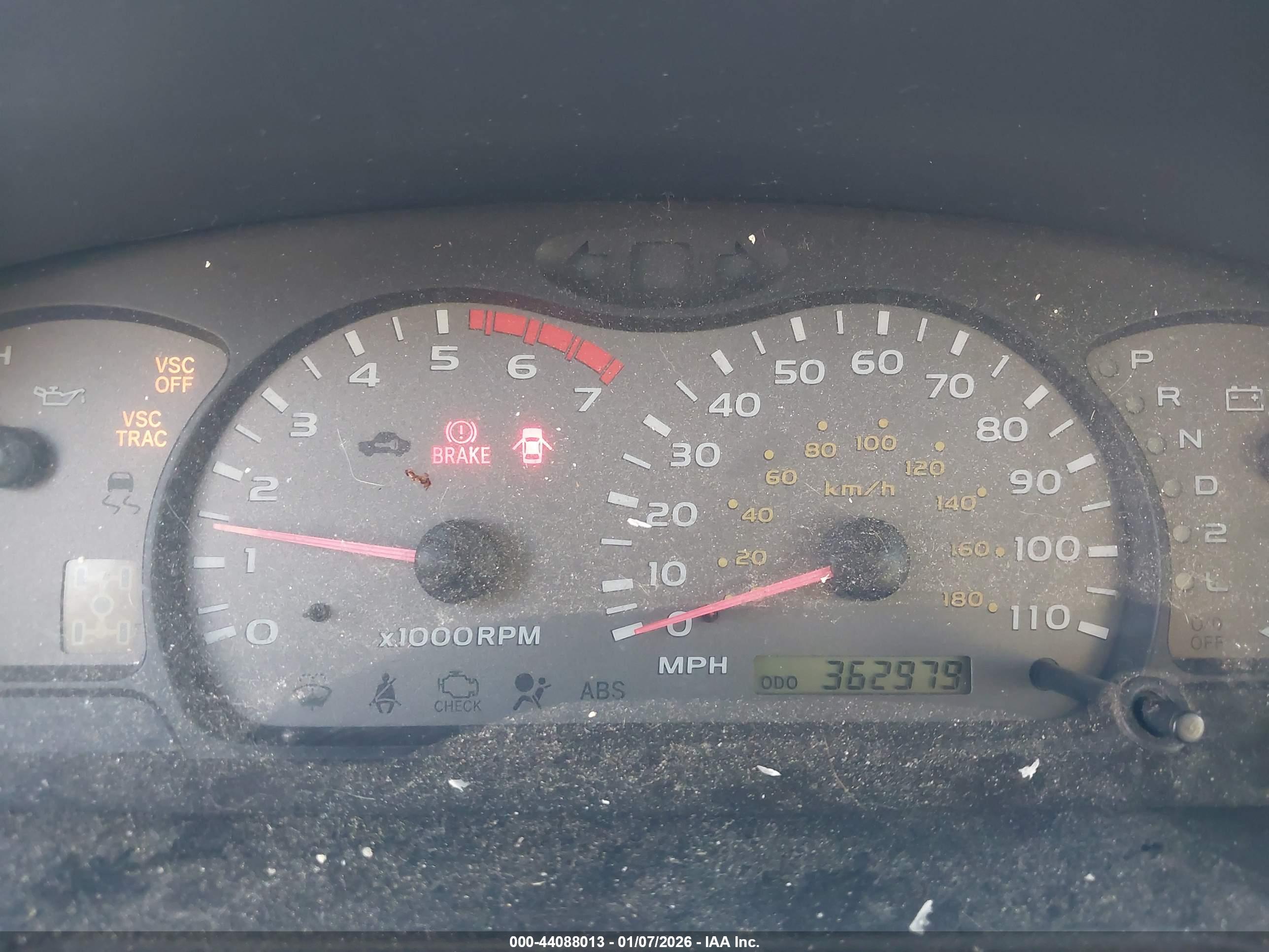 TOYOTA SEQUOIA image 7