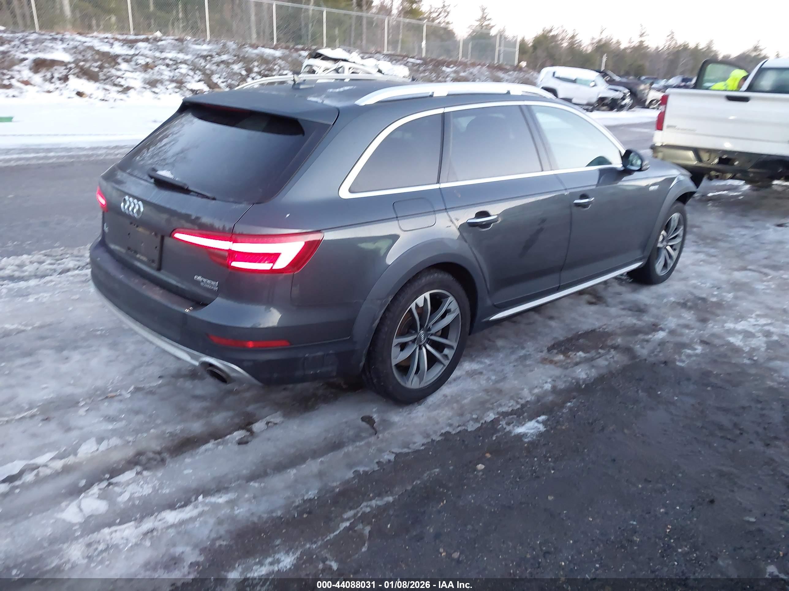 AUDI A4 image 4