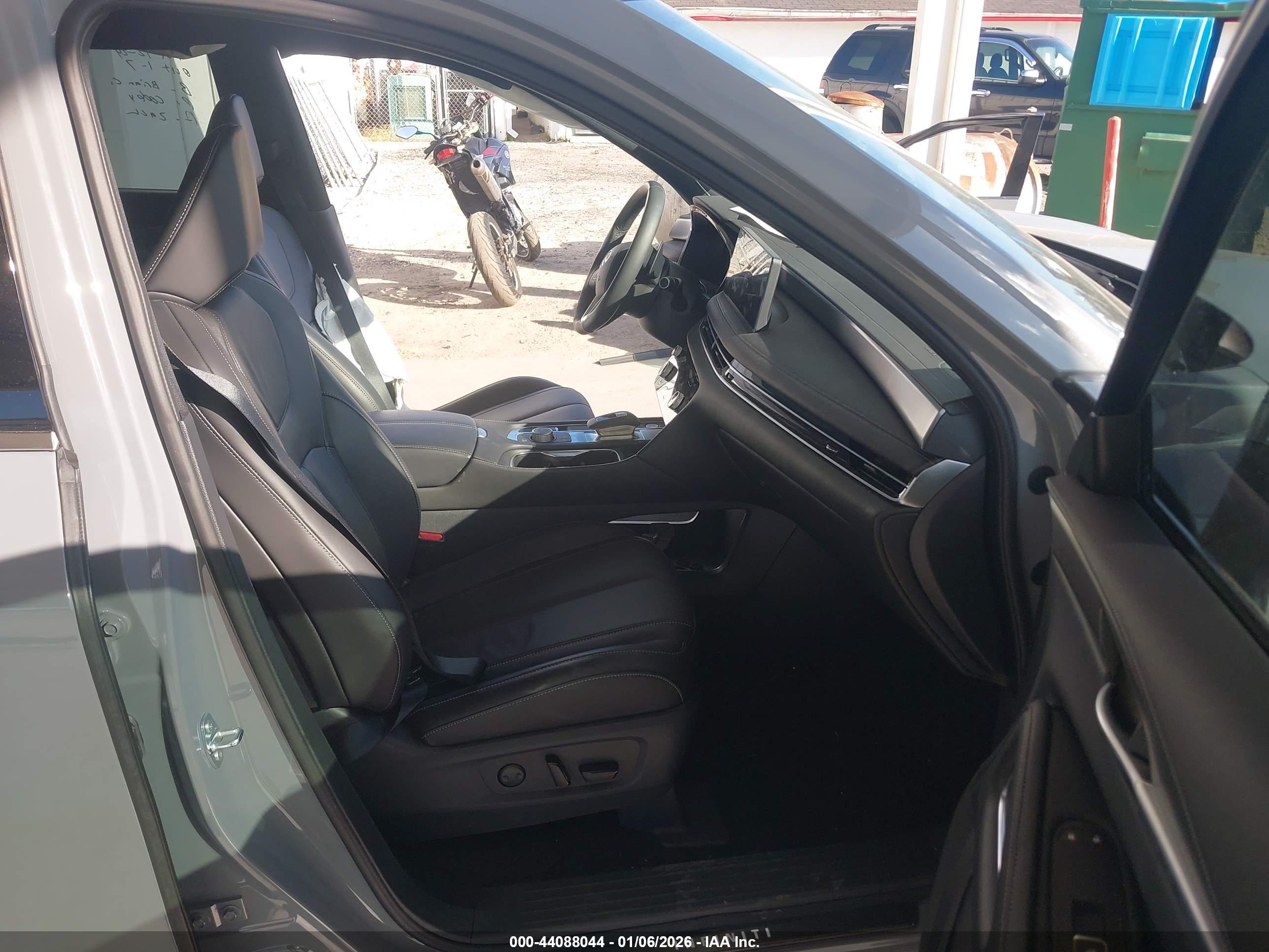 INFINITI QX60 image 5