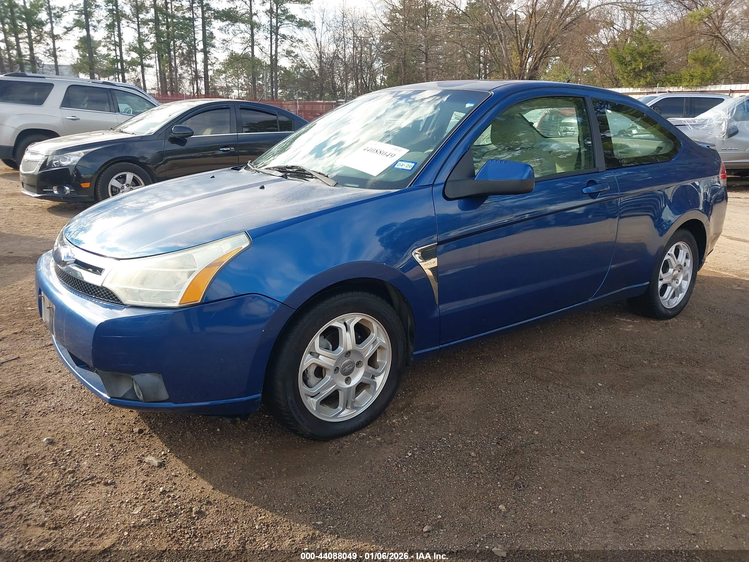 FORD FOCUS image 2