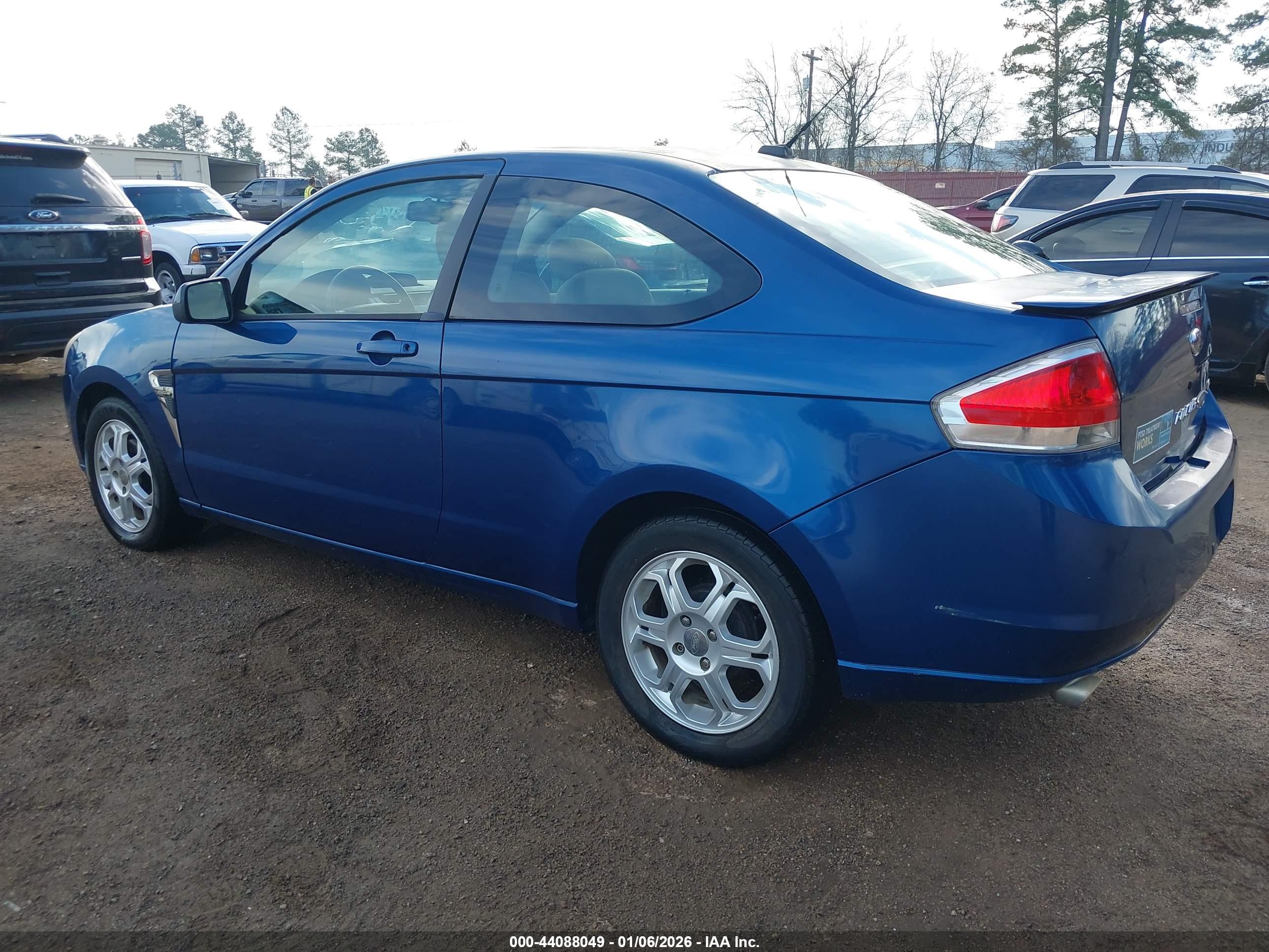 FORD FOCUS image 3