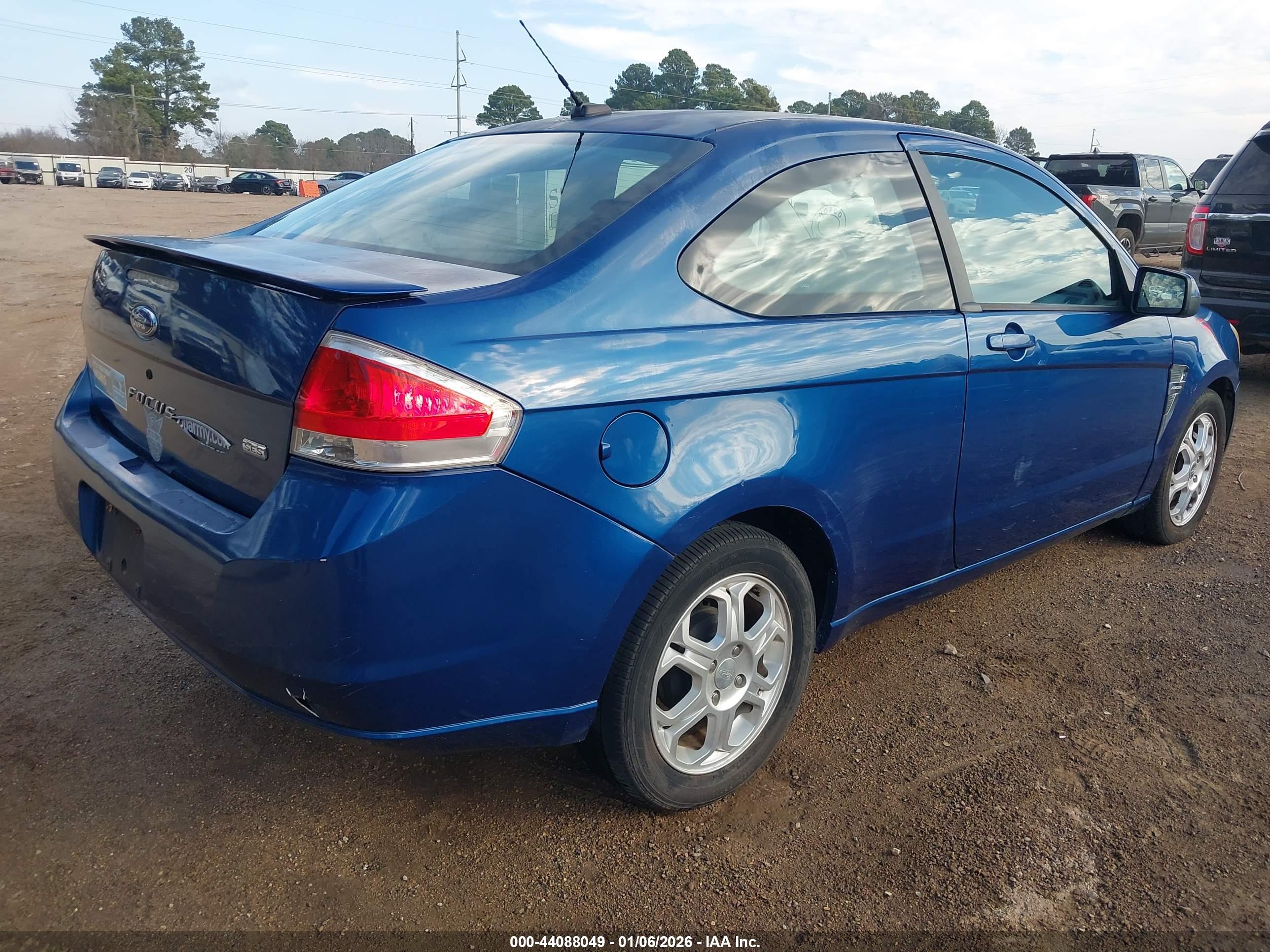 FORD FOCUS image 4