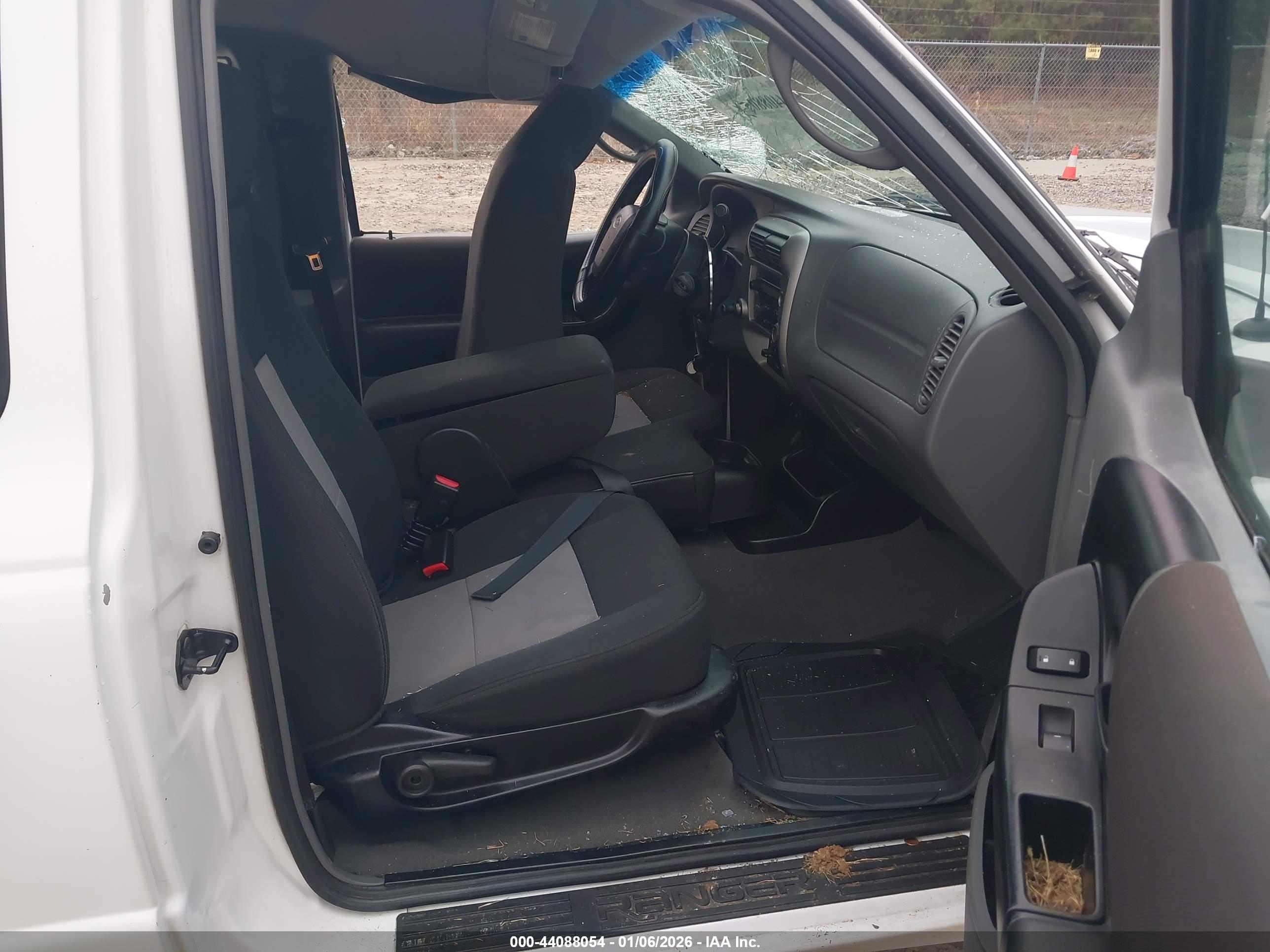 FORD RANGER image 5
