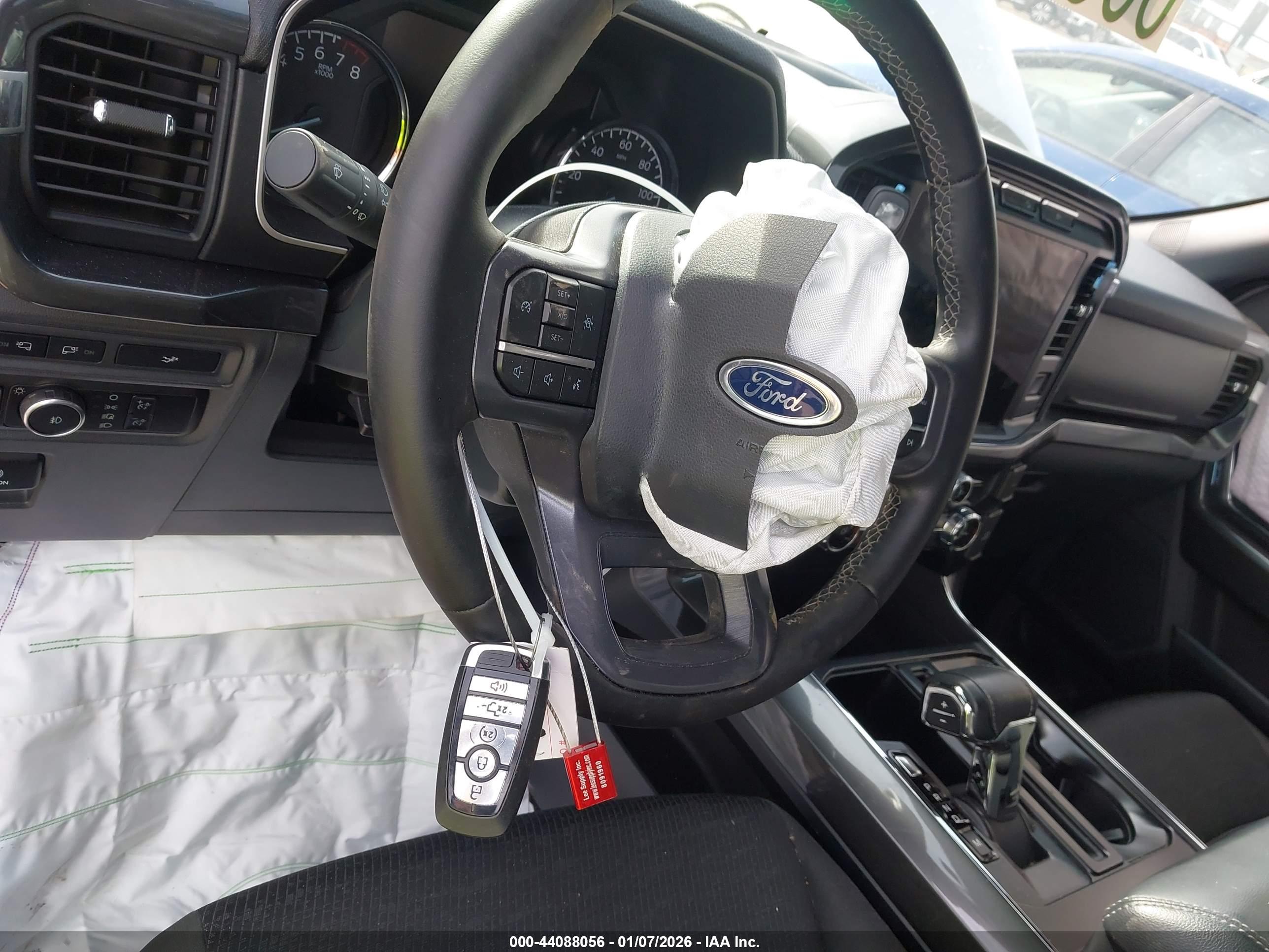 FORD F-150 image 11