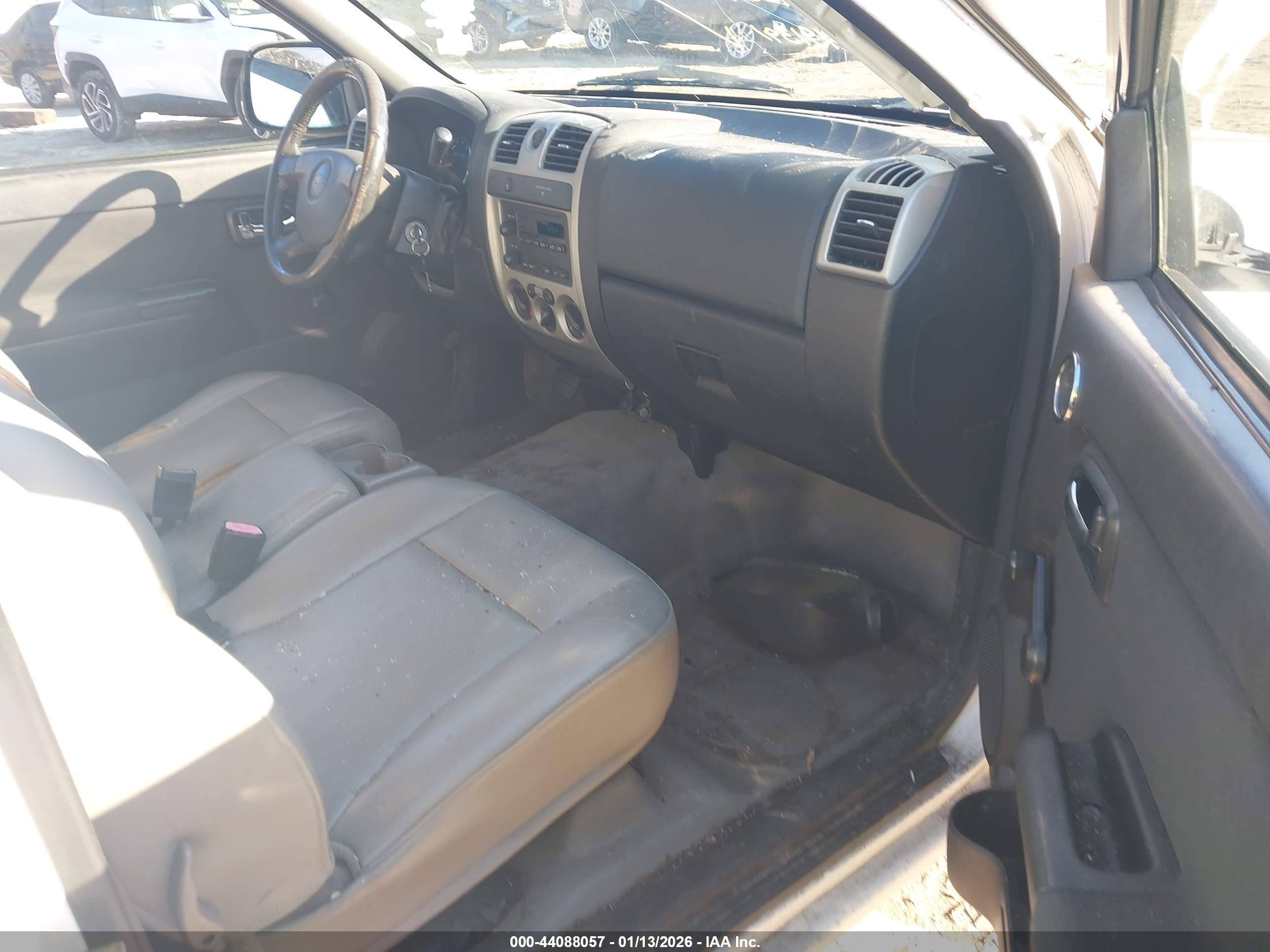 CHEVROLET COLORADO image 5