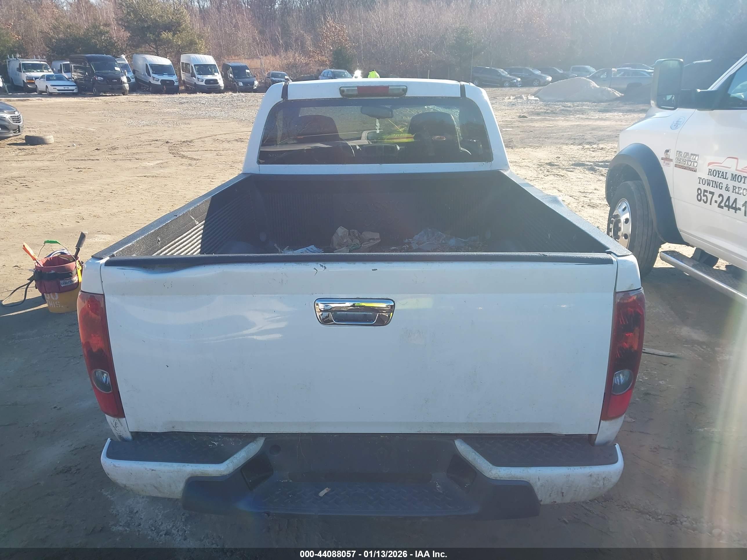 CHEVROLET COLORADO image 8