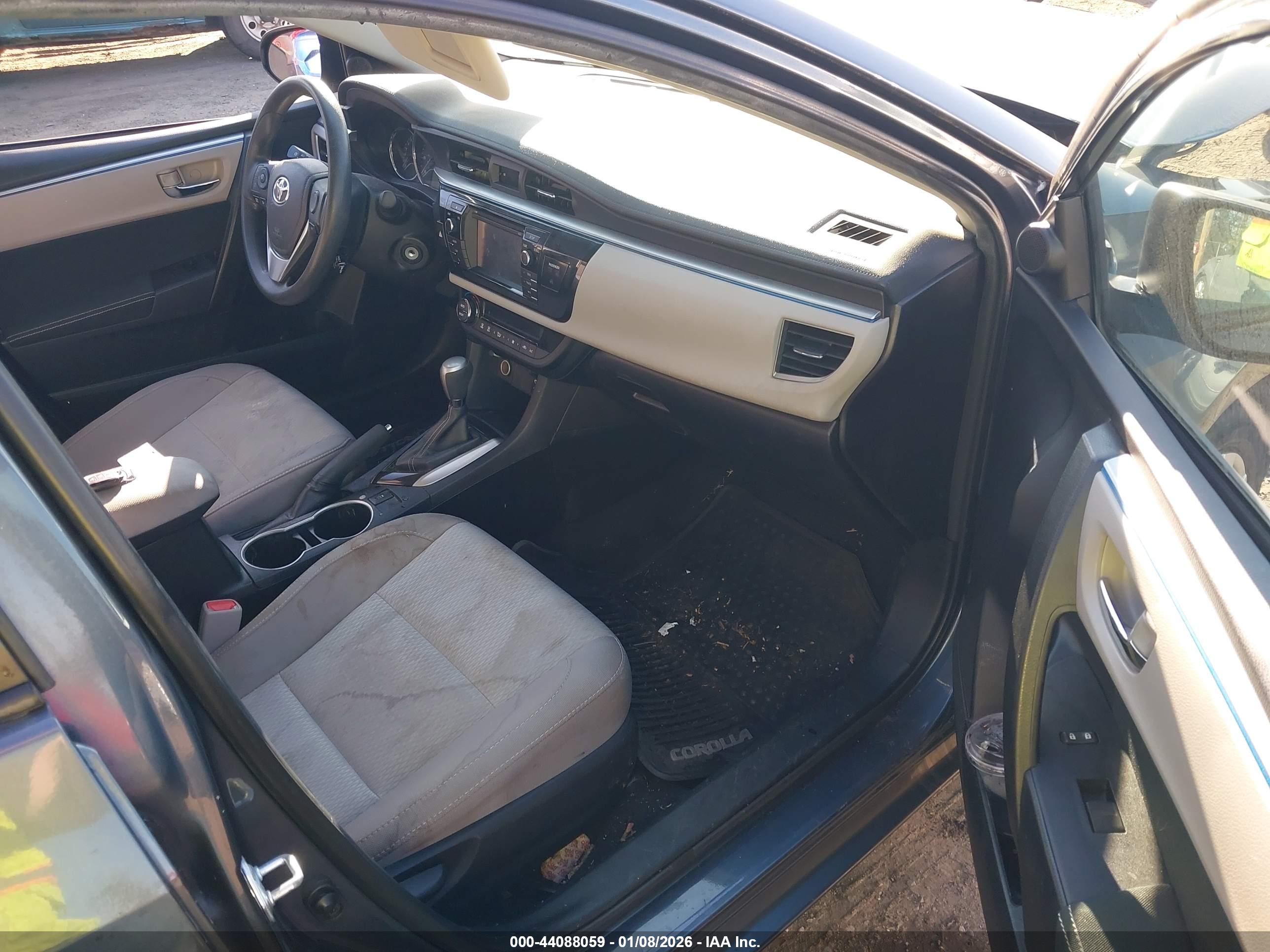 TOYOTA COROLLA image 5