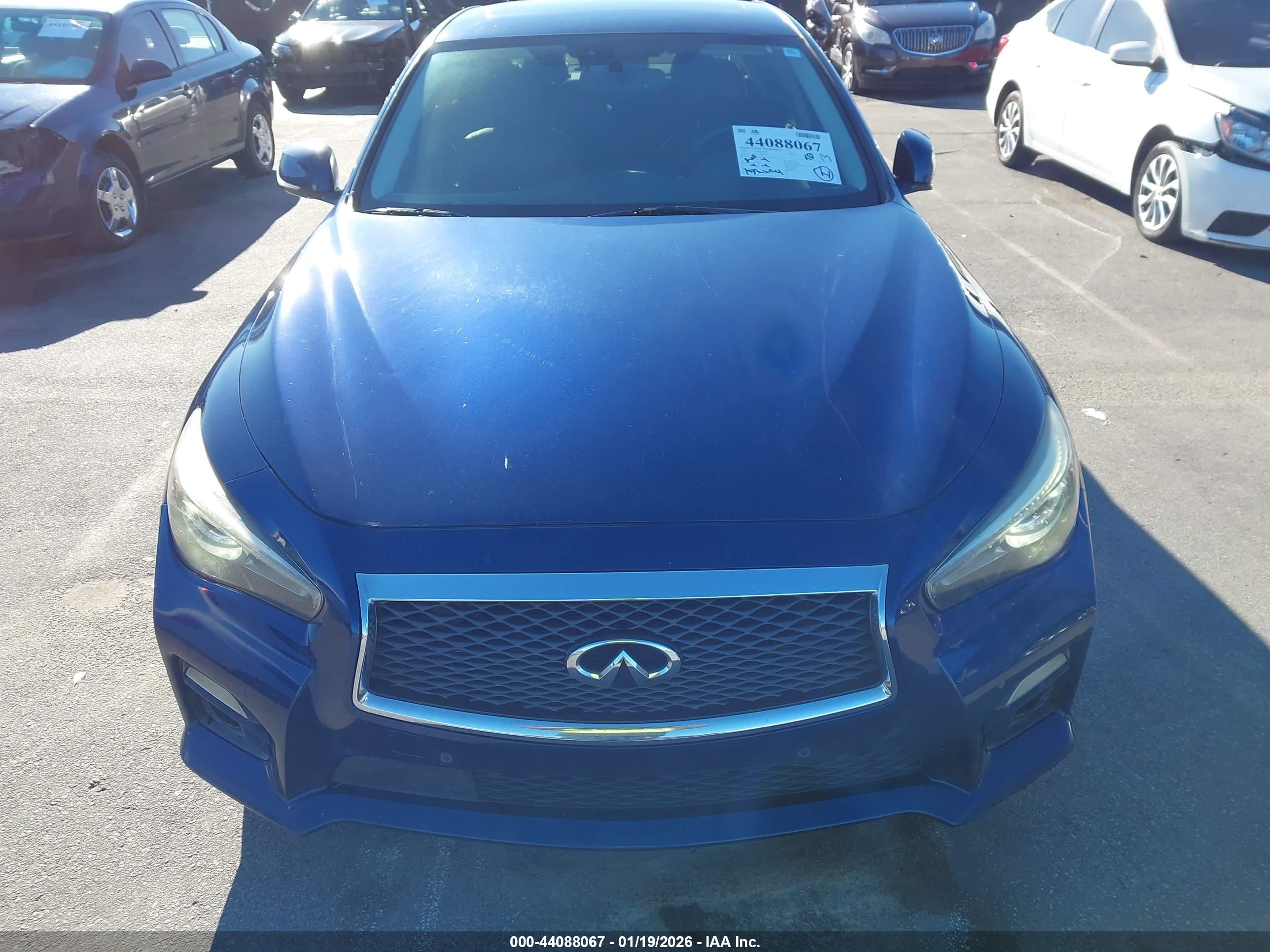 INFINITI Q50 image 6