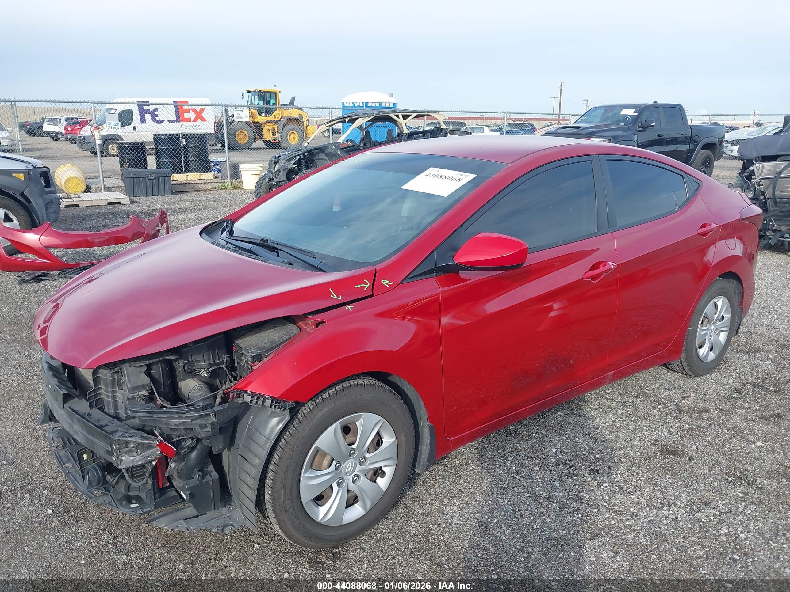 HYUNDAI ELANTRA image 2