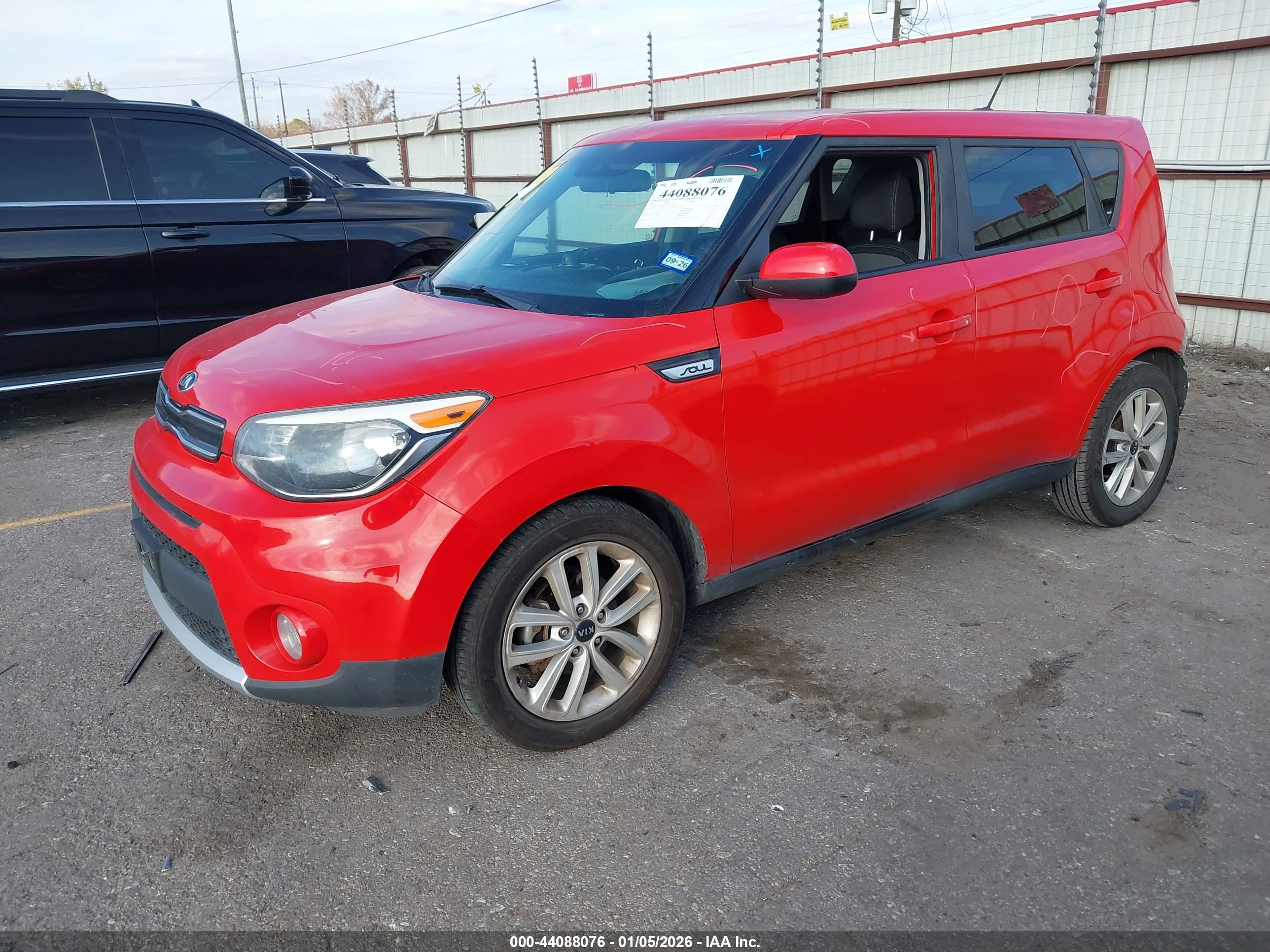 KIA SOUL image 2