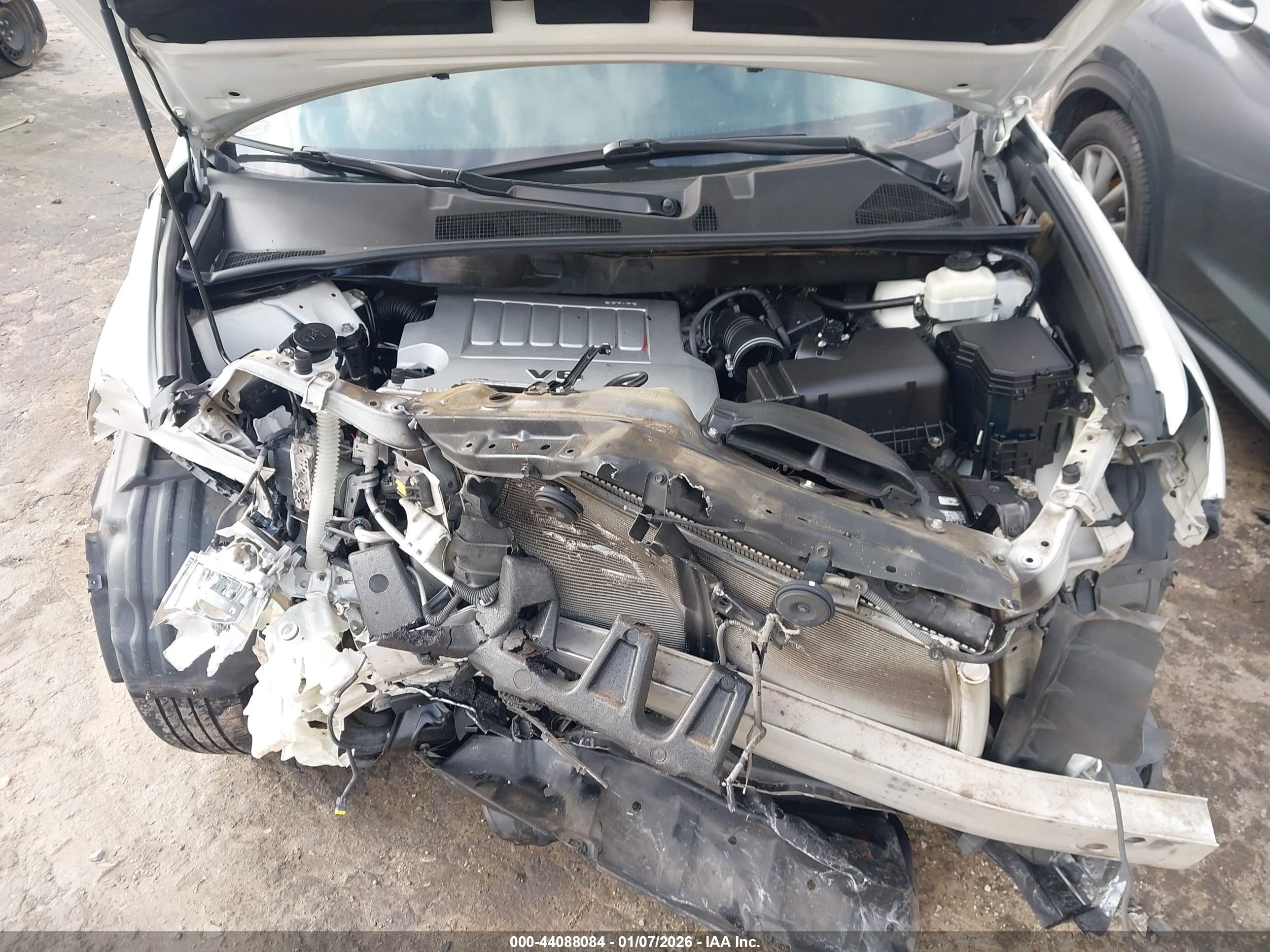 TOYOTA HIGHLANDER image 10