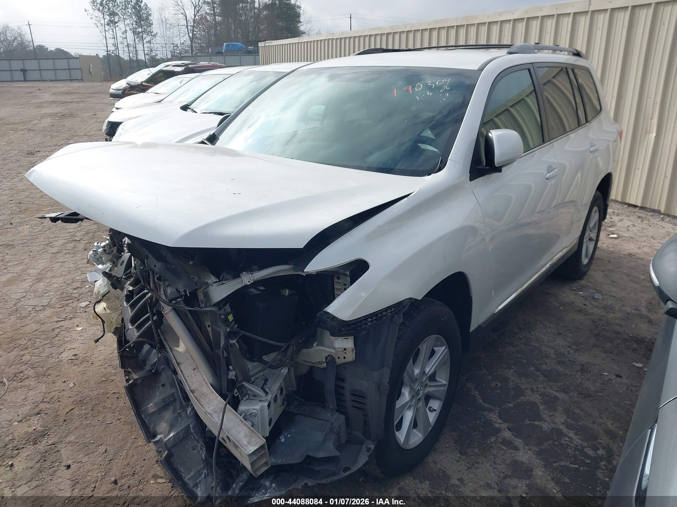 TOYOTA HIGHLANDER image 2