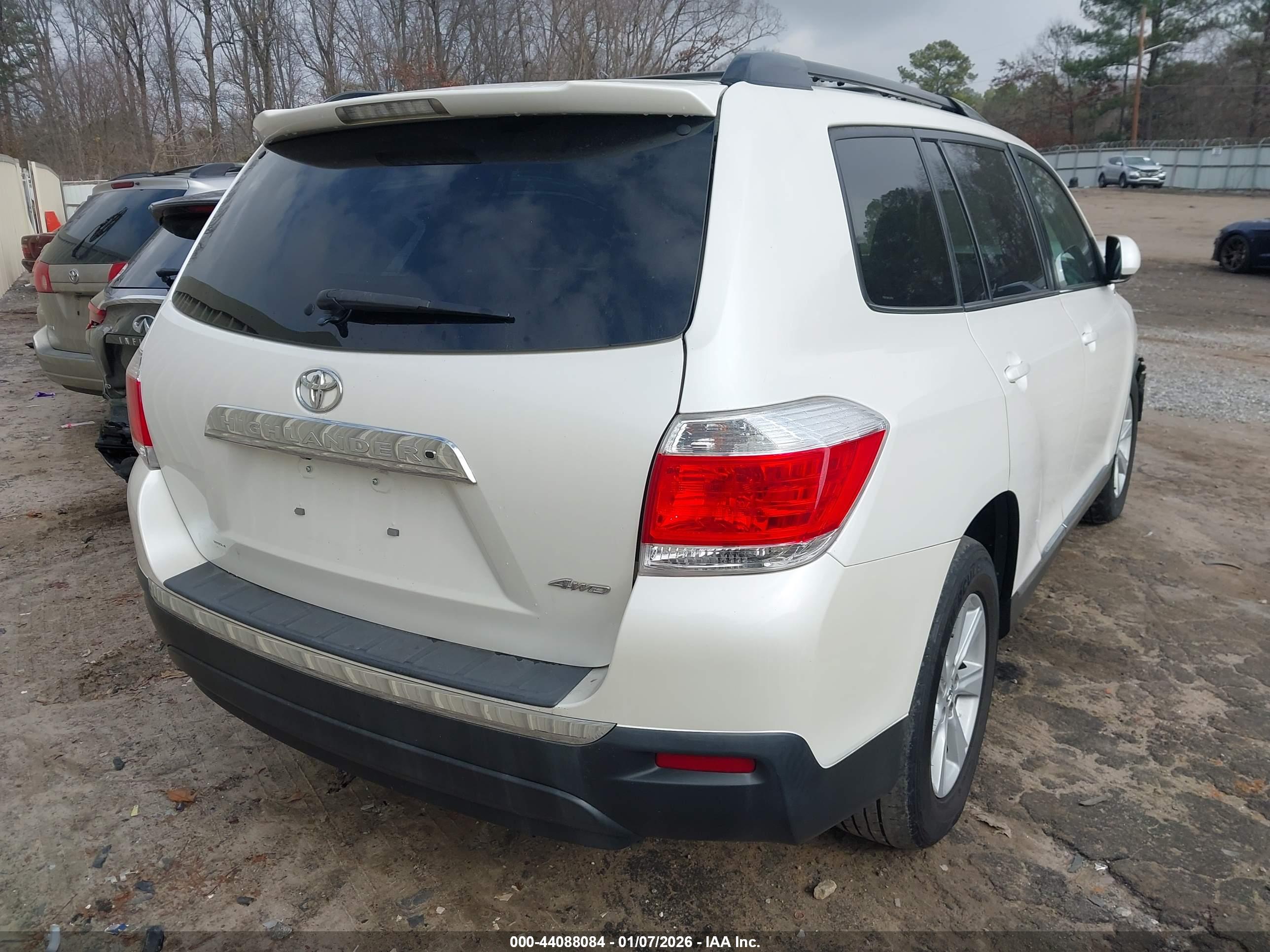 TOYOTA HIGHLANDER image 4