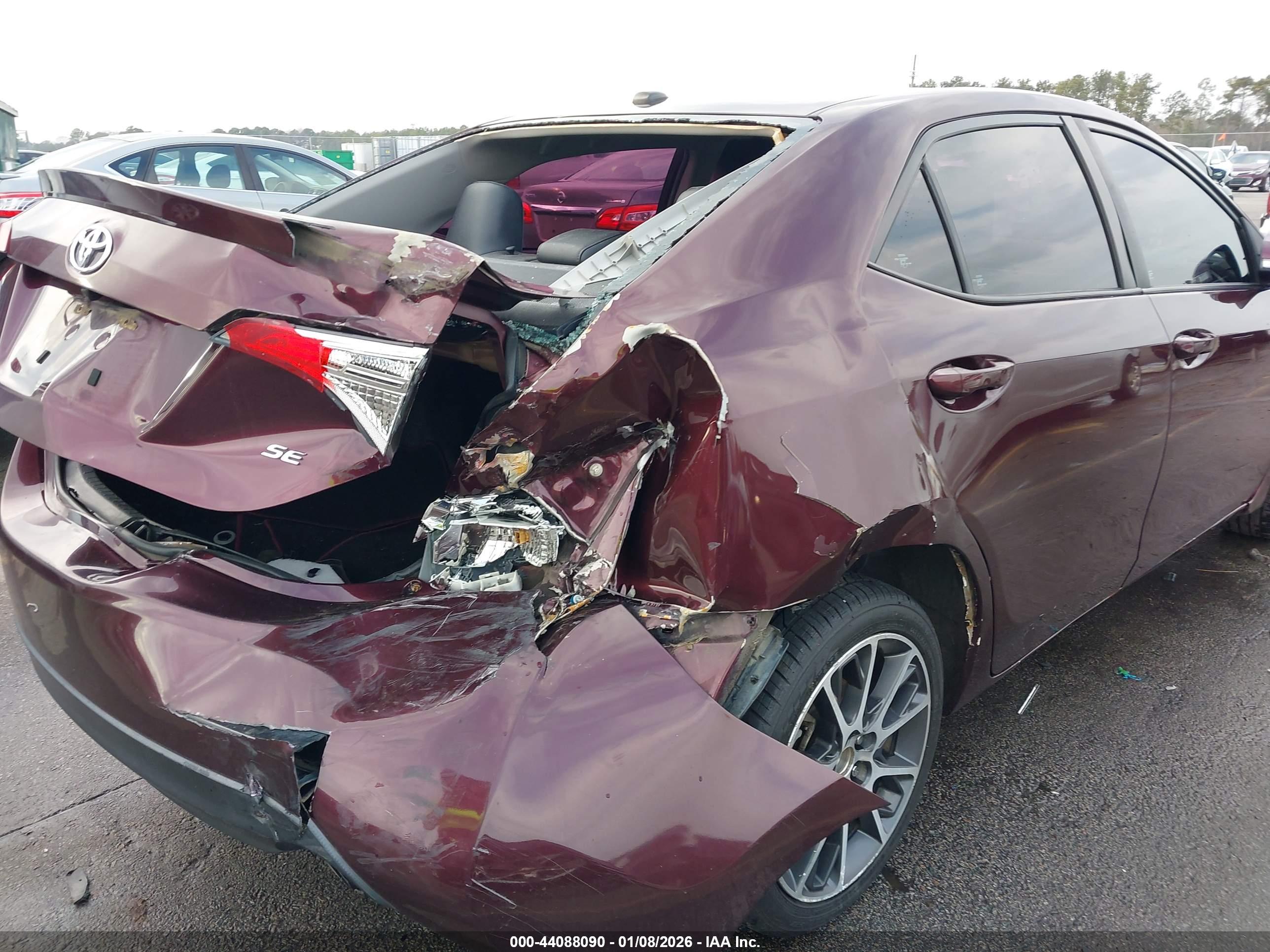 TOYOTA COROLLA image 6