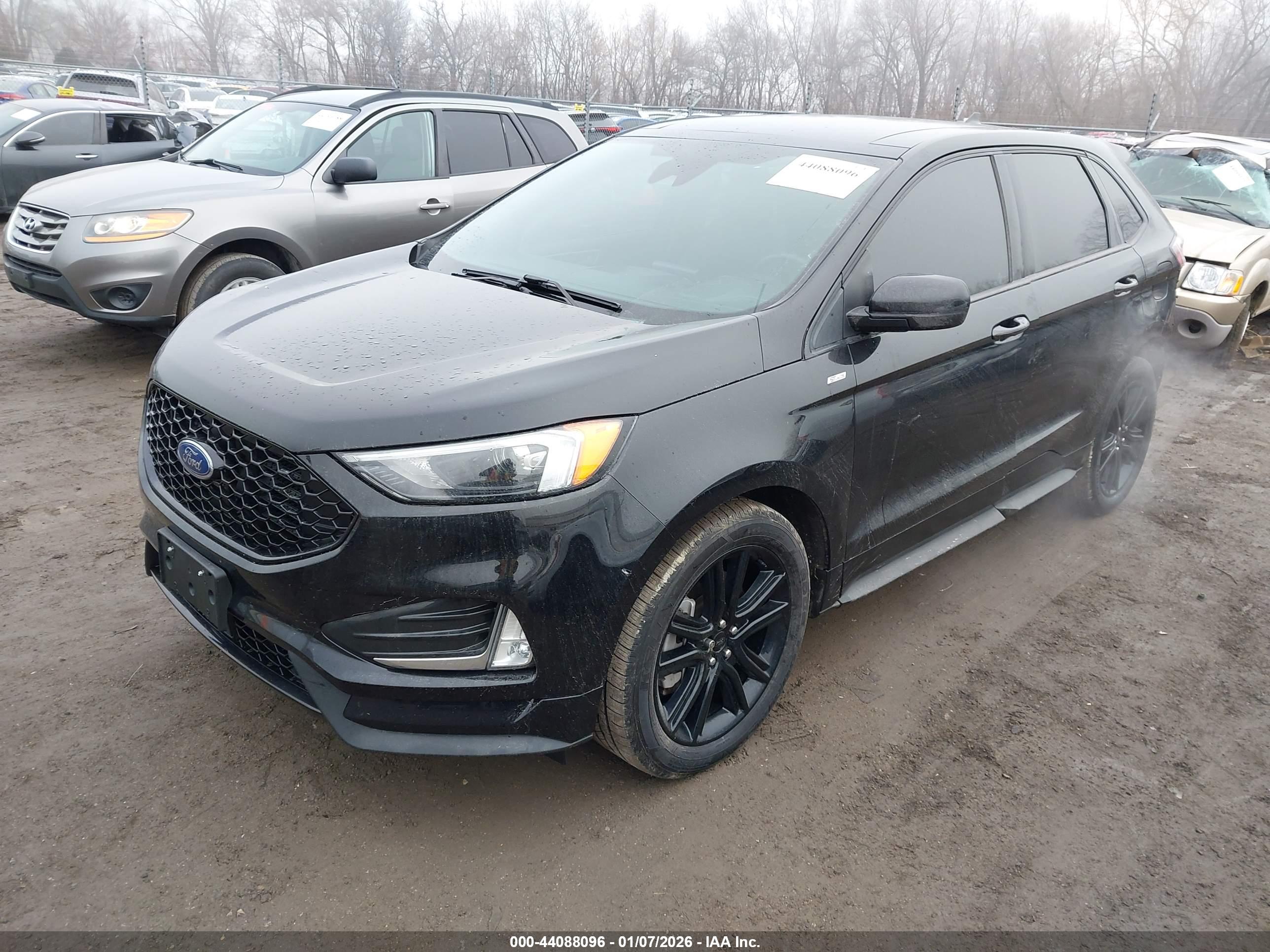 FORD EDGE image 2