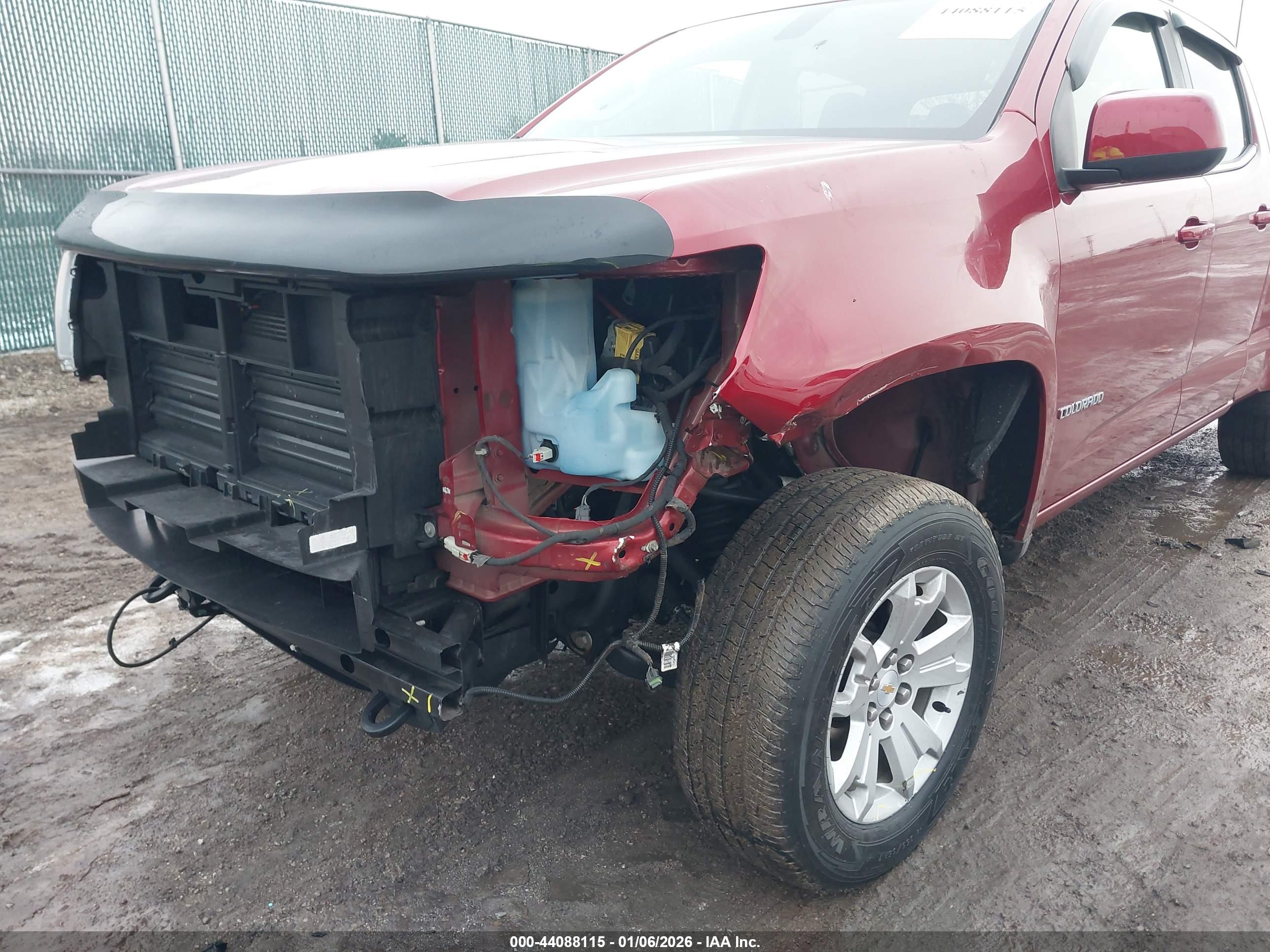 CHEVROLET COLORADO image 6