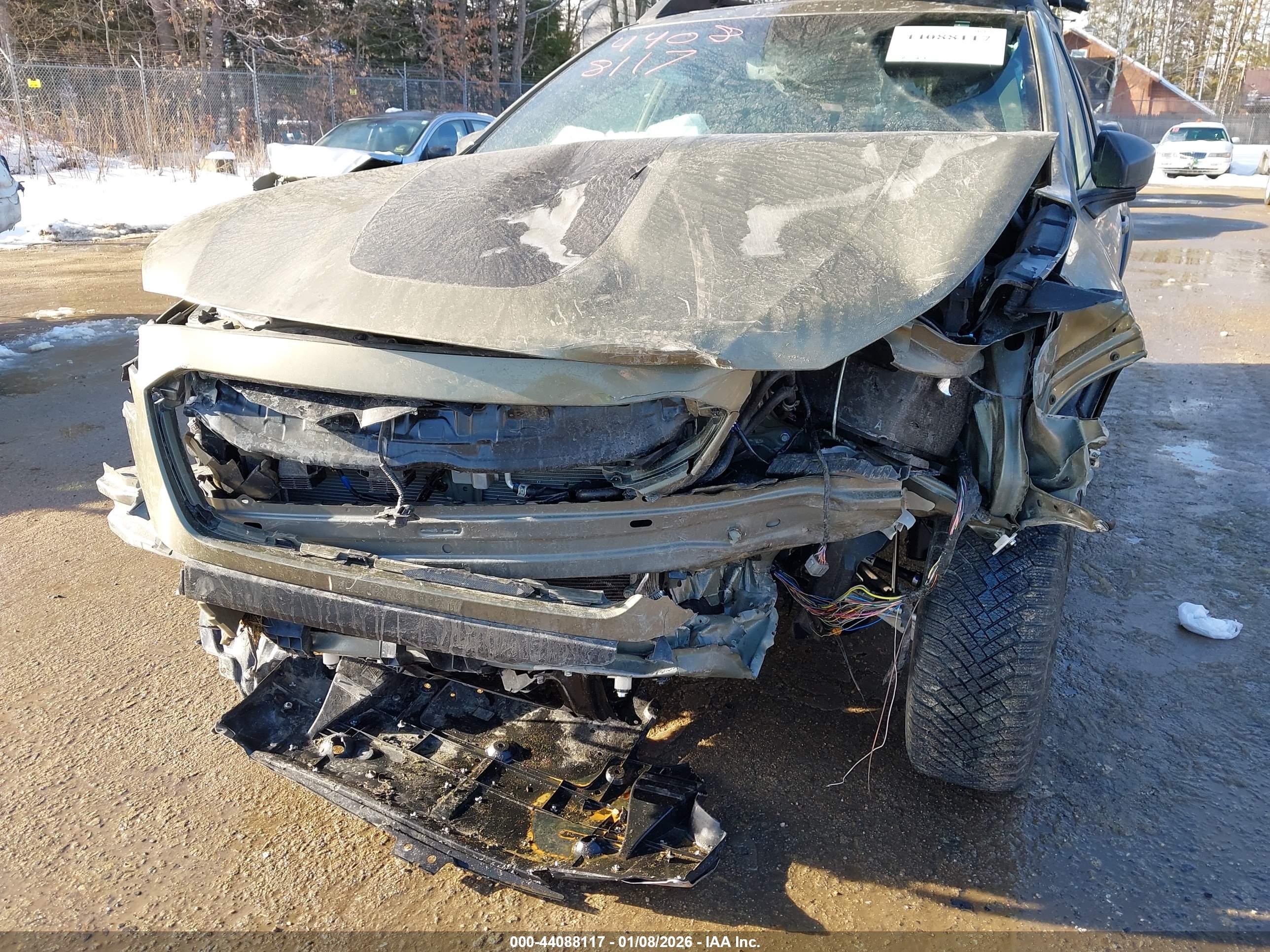 SUBARU OUTBACK image 6