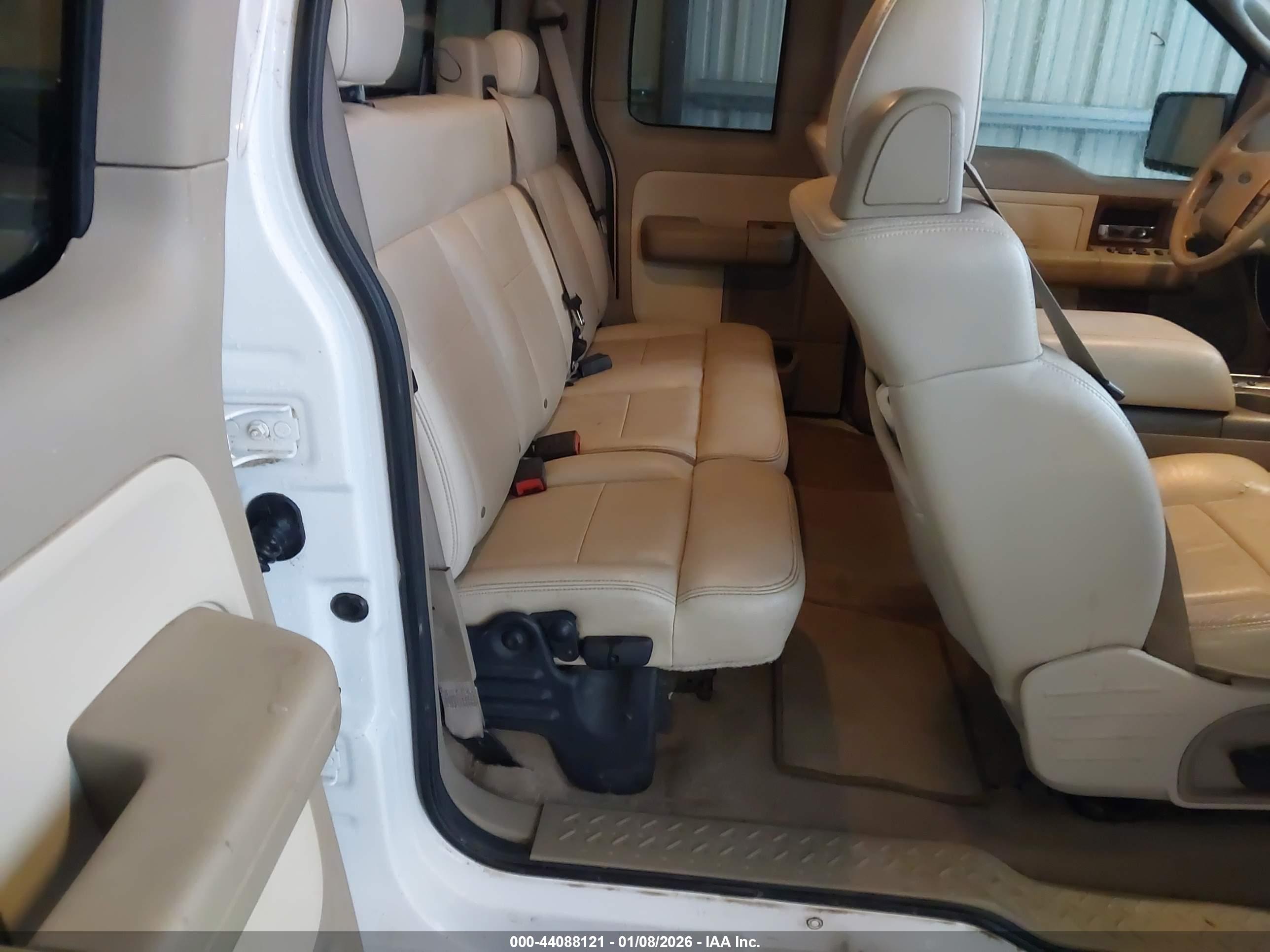 FORD F-150 image 8