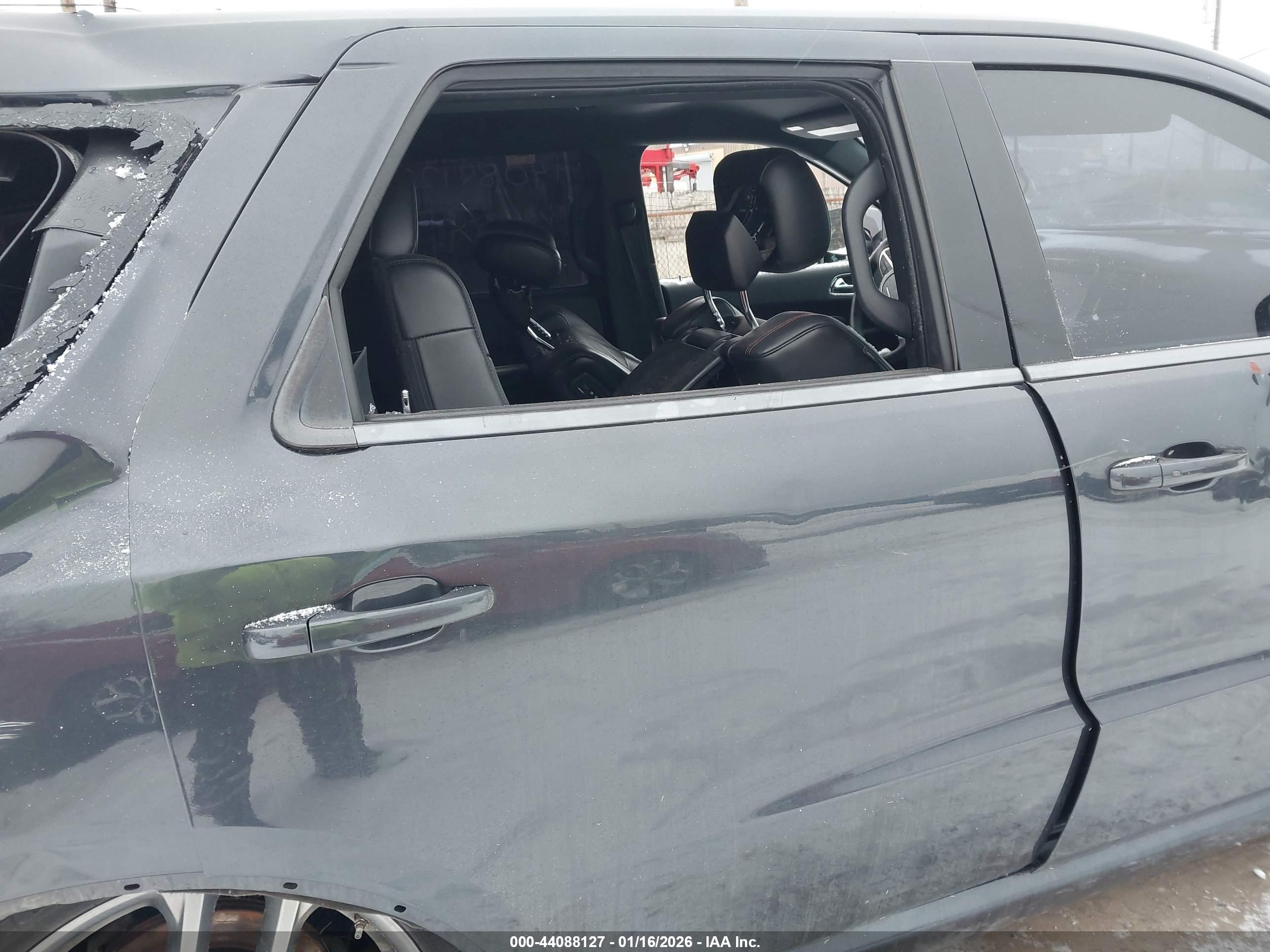DODGE DURANGO image 8