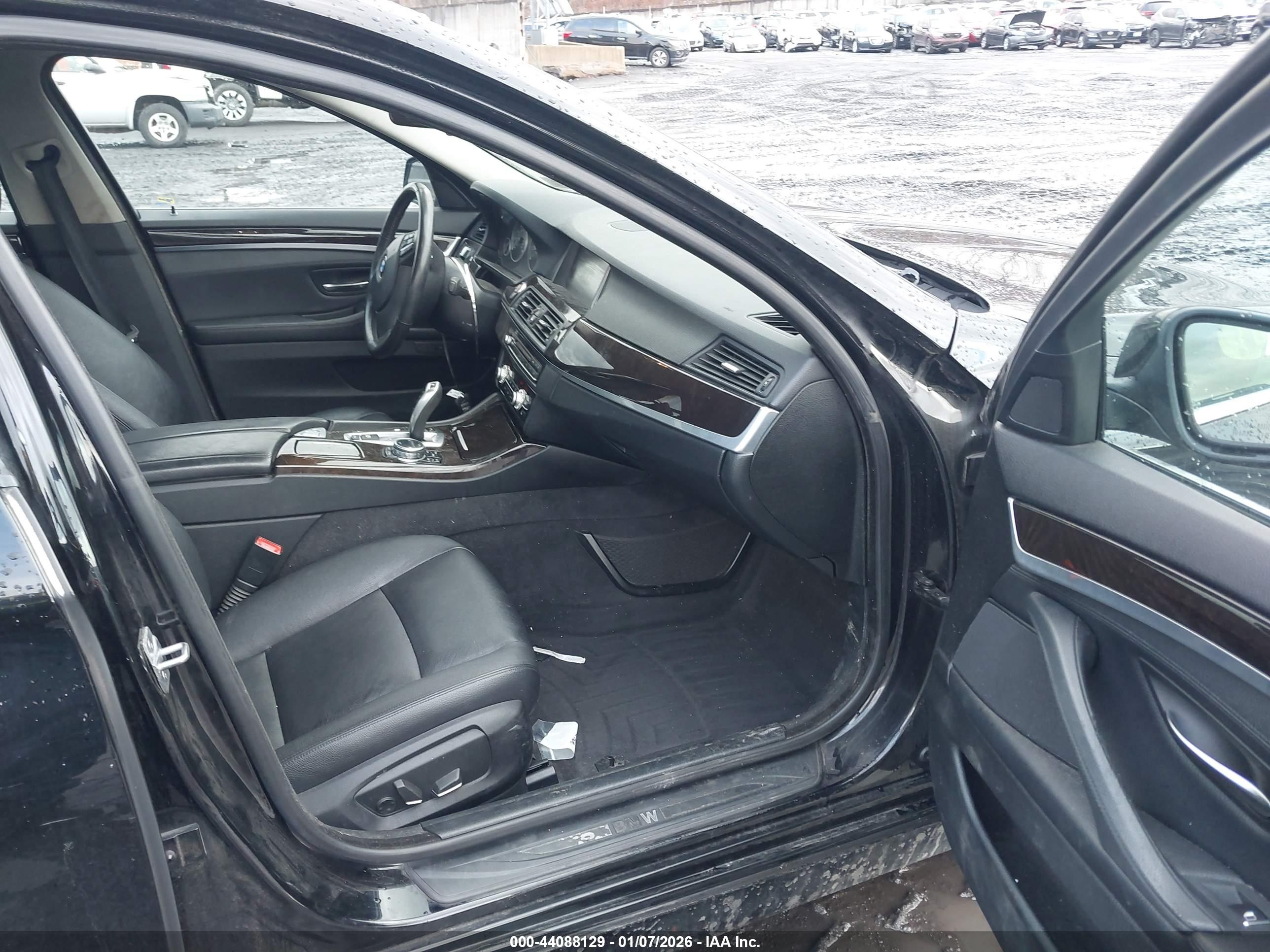 BMW 535I image 5