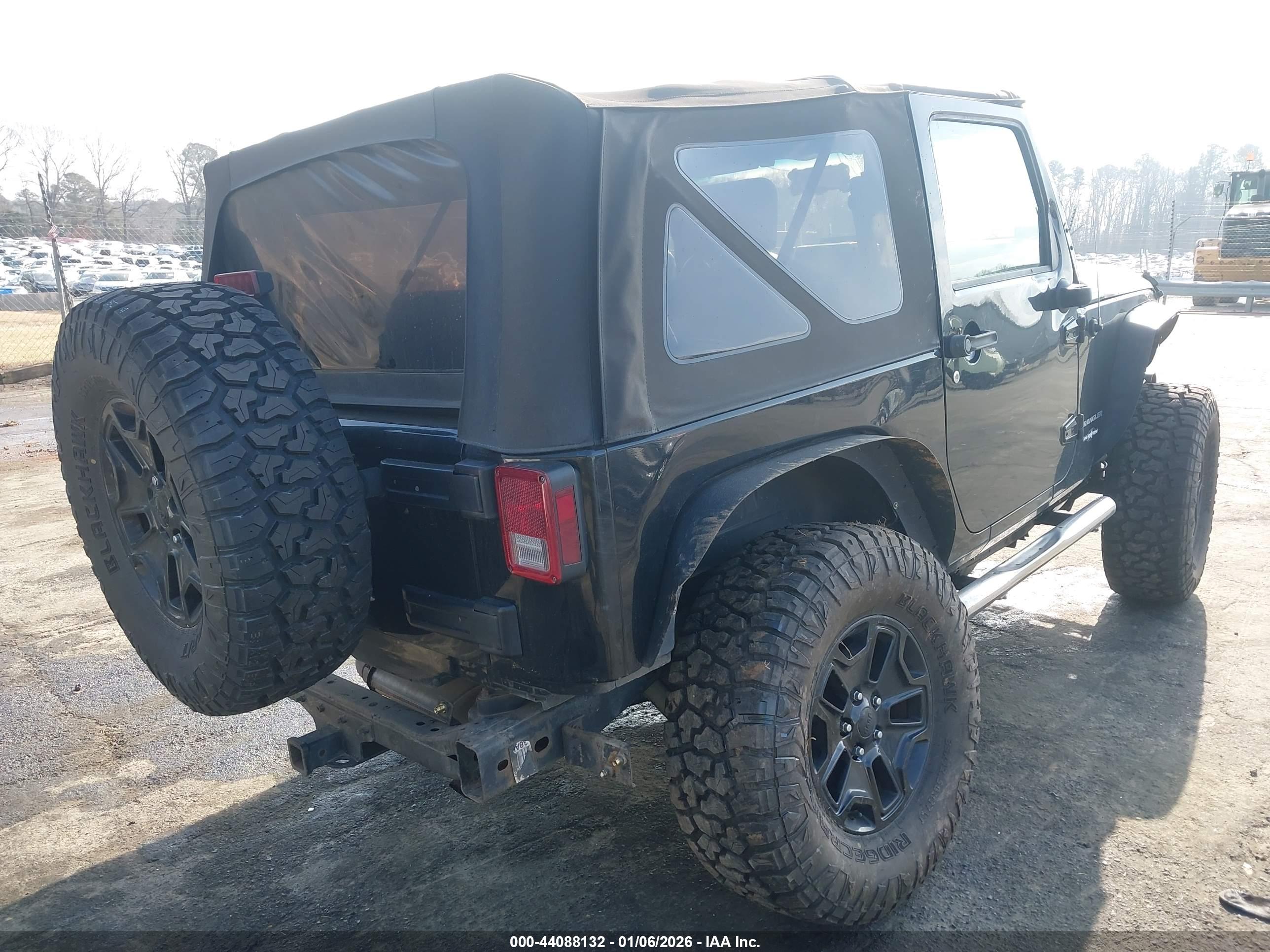 JEEP WRANGLER image 4
