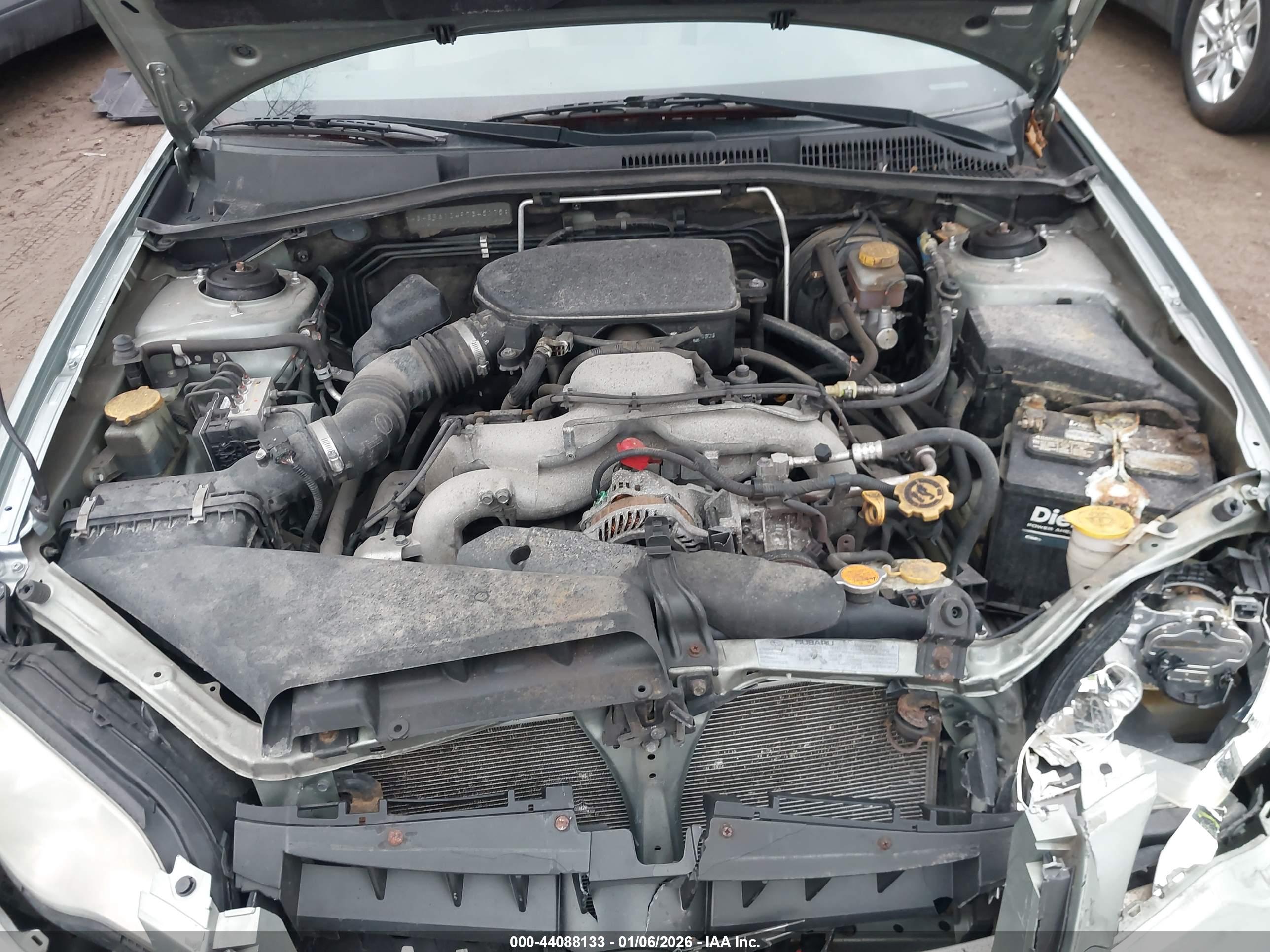 SUBARU OUTBACK image 10