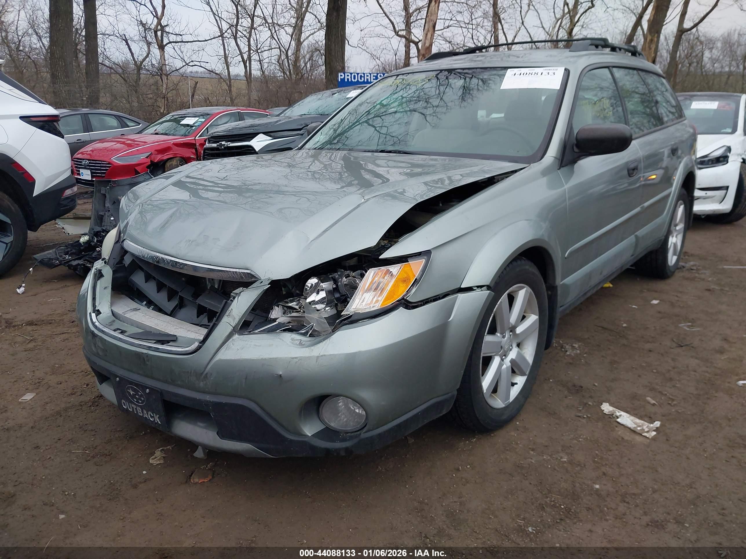 SUBARU OUTBACK image 6