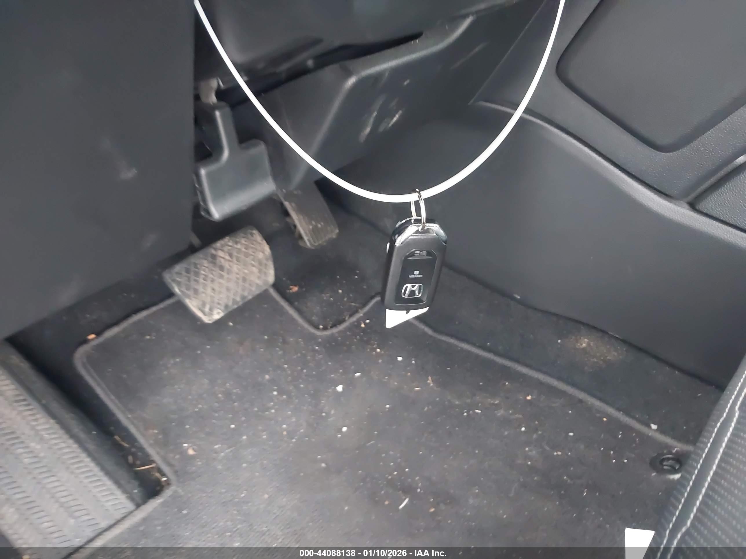 HONDA CR-V image 11
