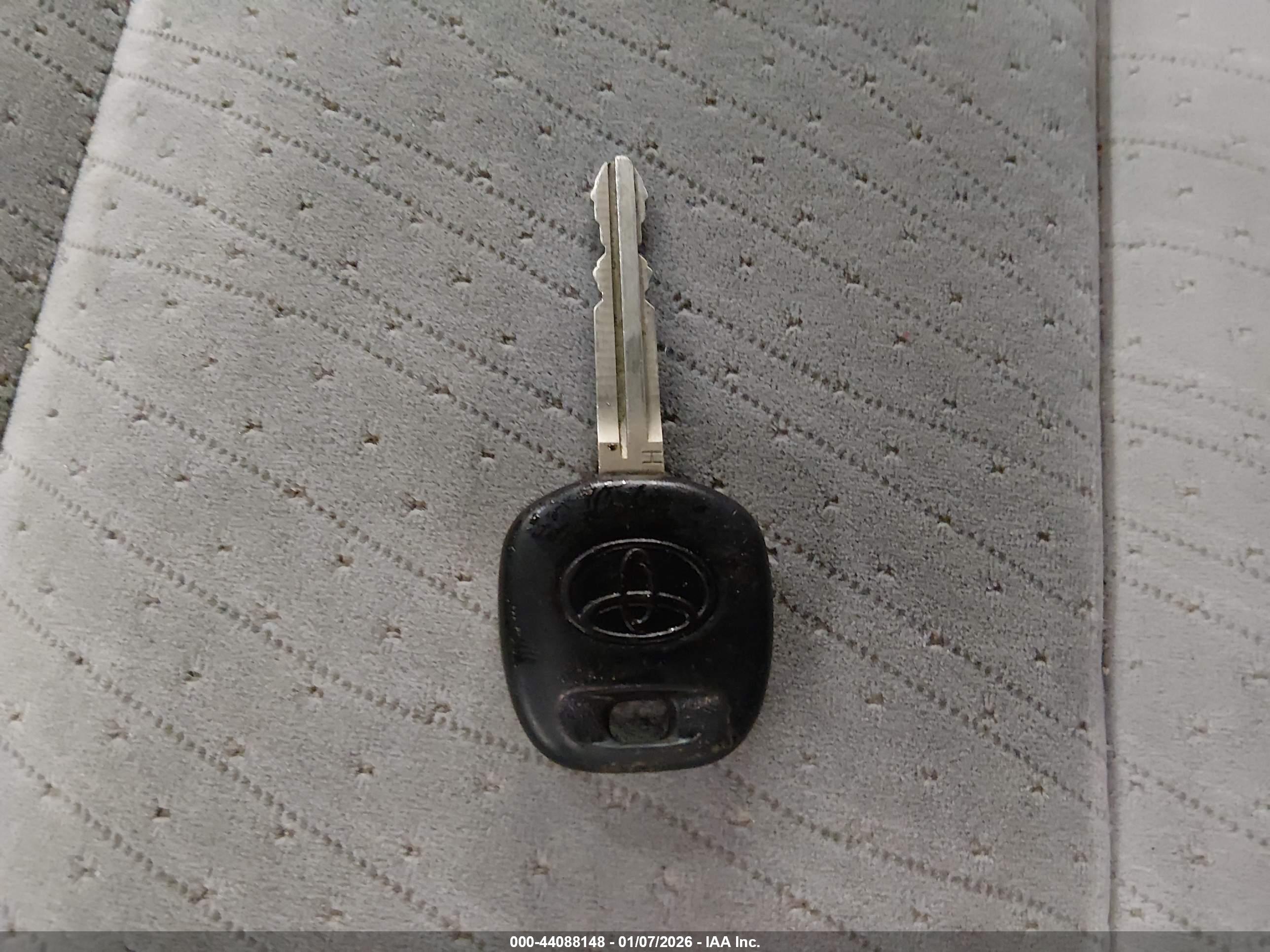 TOYOTA SIENNA image 11