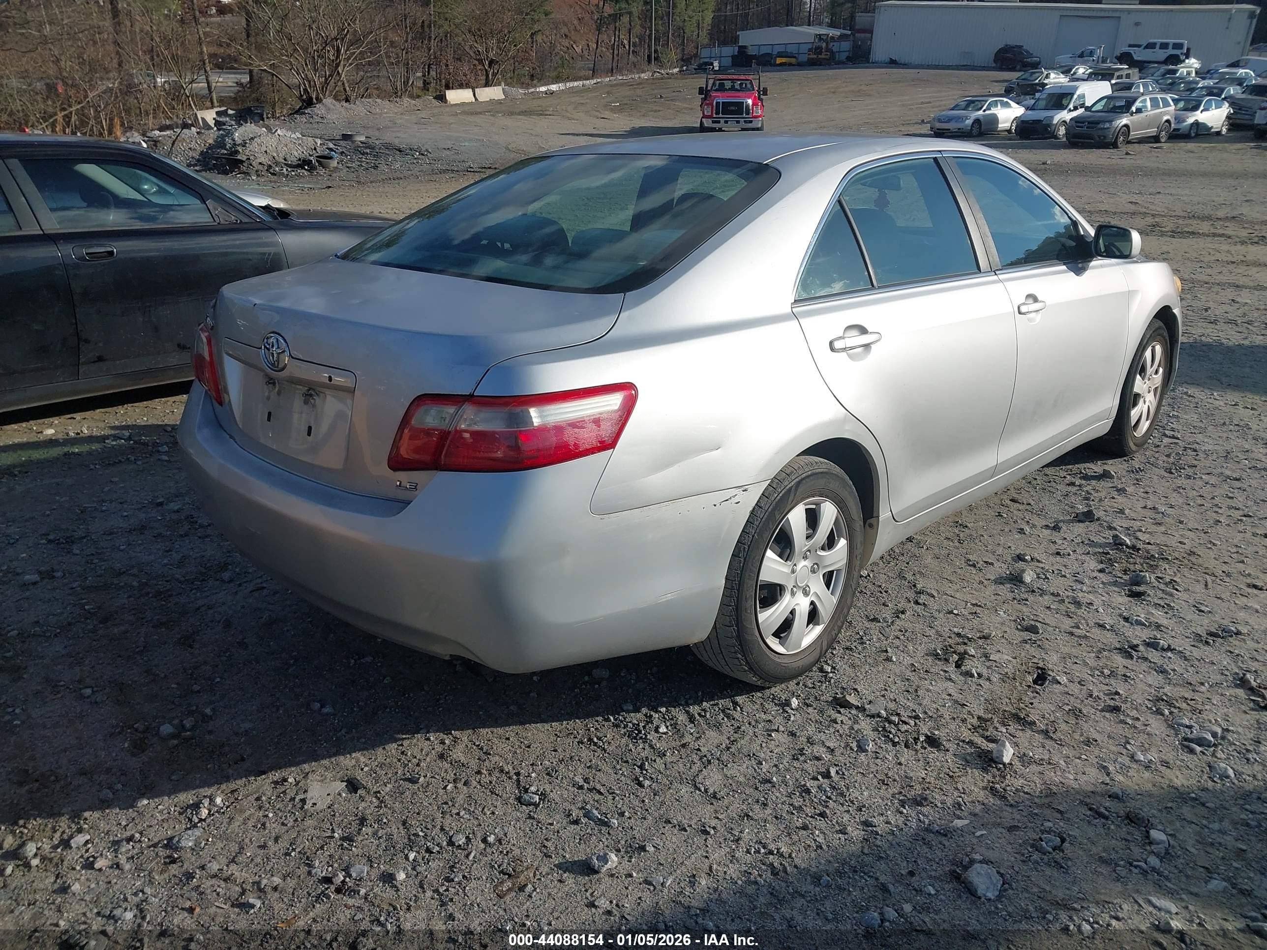 TOYOTA CAMRY image 4