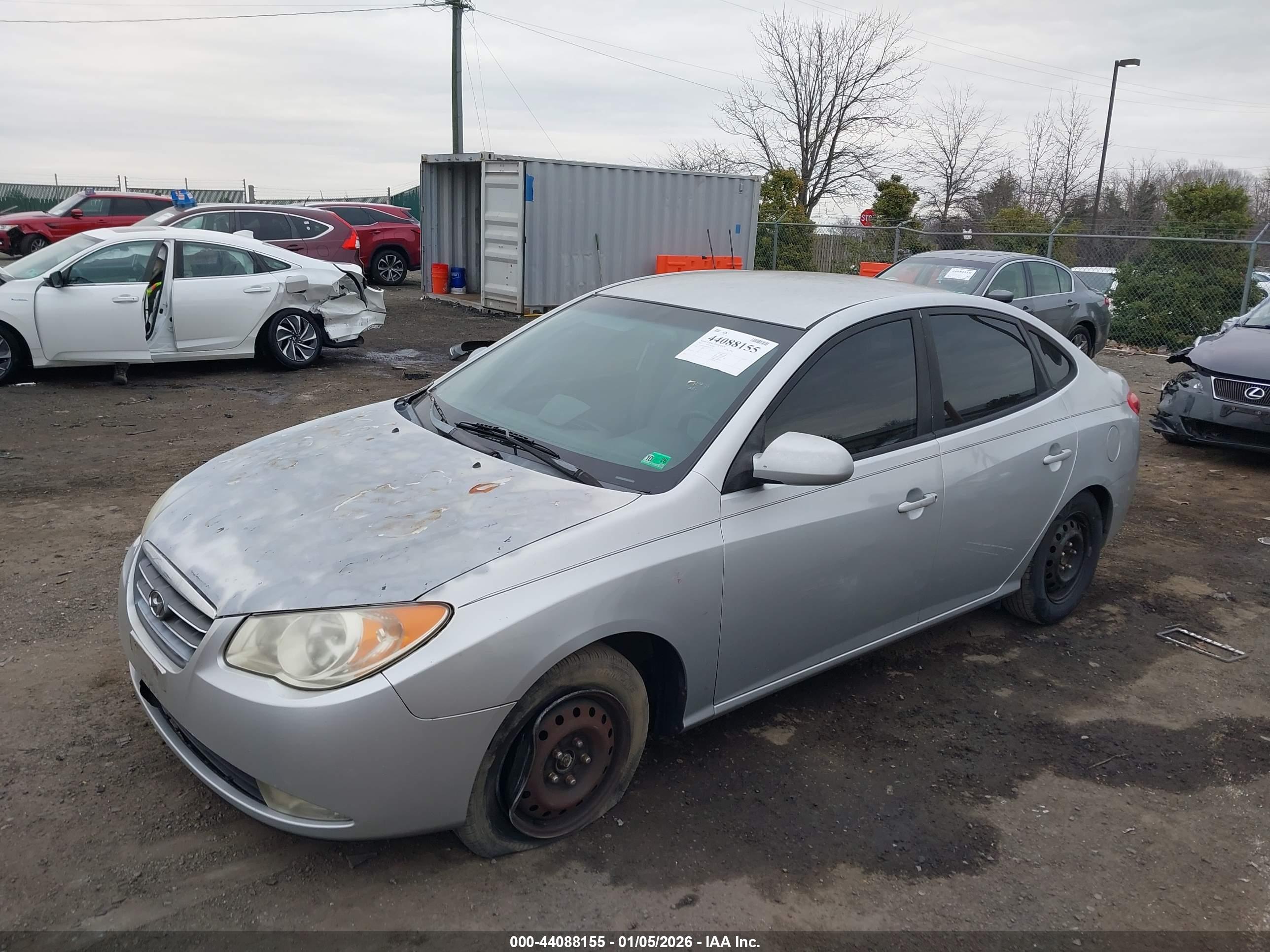 HYUNDAI ELANTRA image 2
