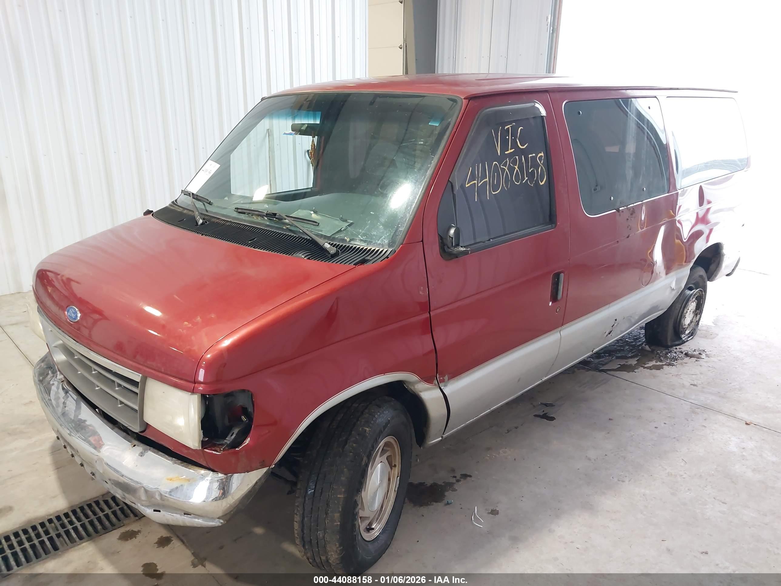 FORD ECONOLINE image 2