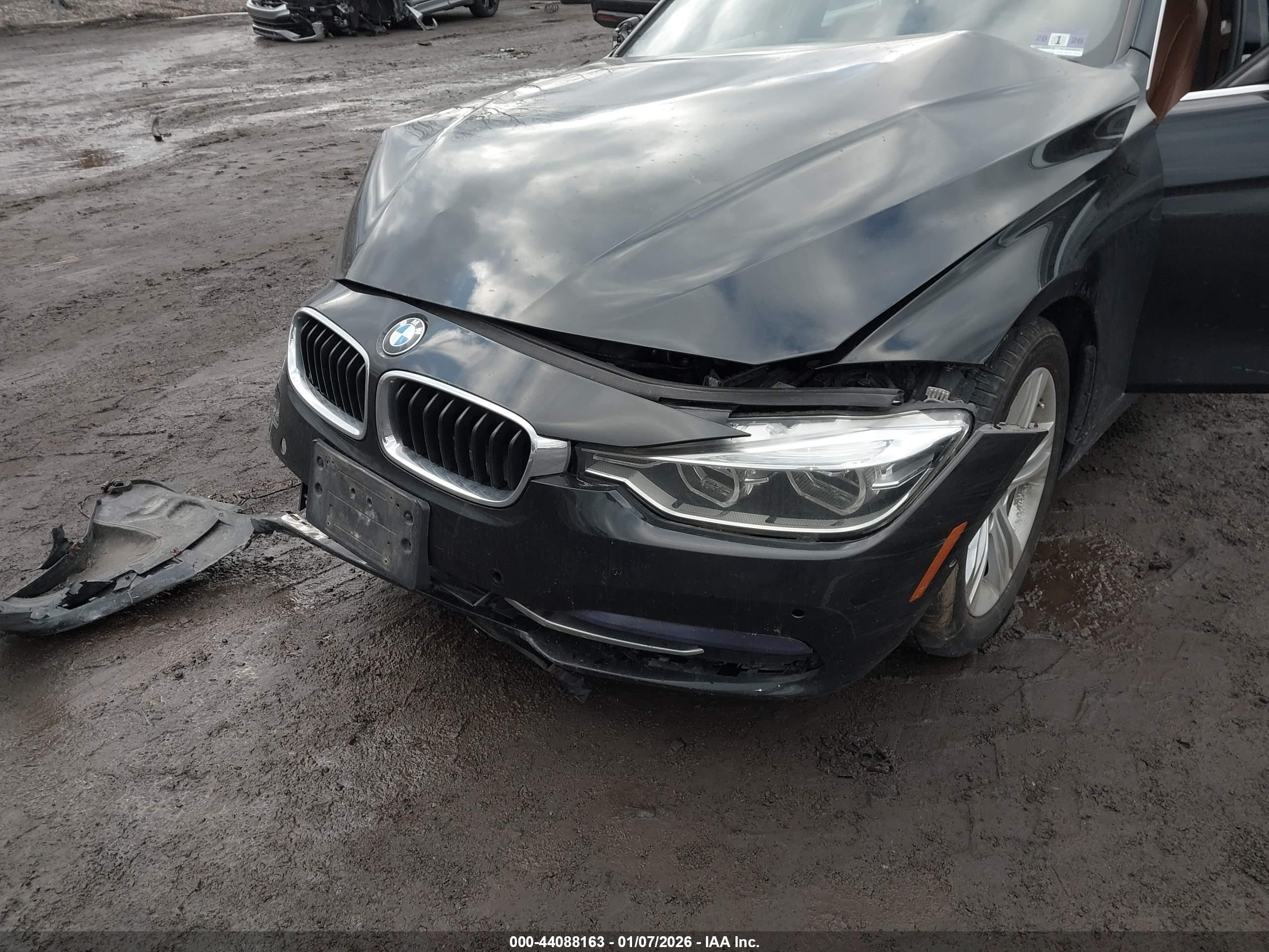 BMW 330I image 6